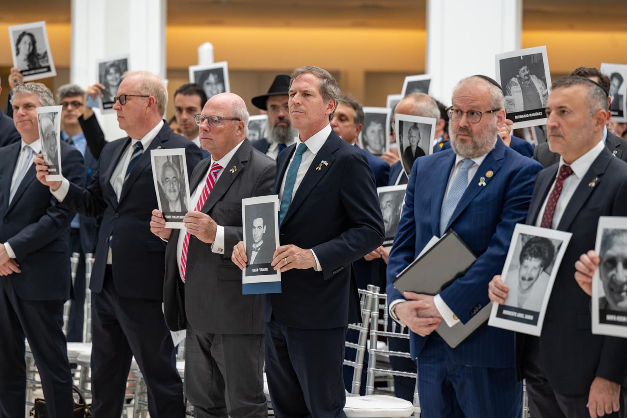 En un acto en Washington por el atentado a la AMIA, EE.UU. destacó a la Argentina como un aliado contra el terrorismo y el antisemitismo