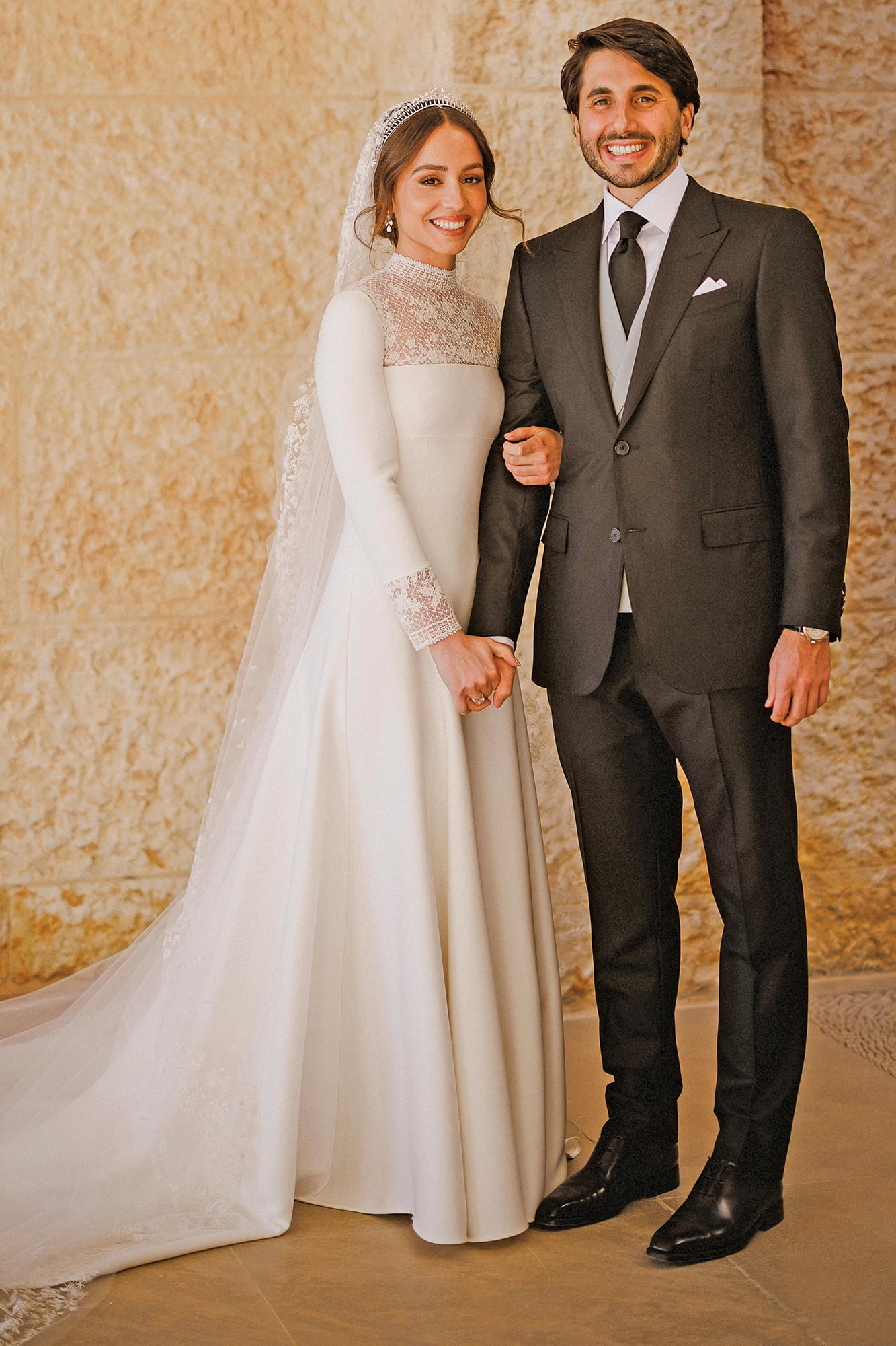 La princesa Iman bint Abdullah II, la segunda hija de los Reyes, y el financista venezolano de origen griego Jameel Alexander Thermiotis, en su boda, en marzo de 2023, en el Palacio Beit Al Urdun de Amman
