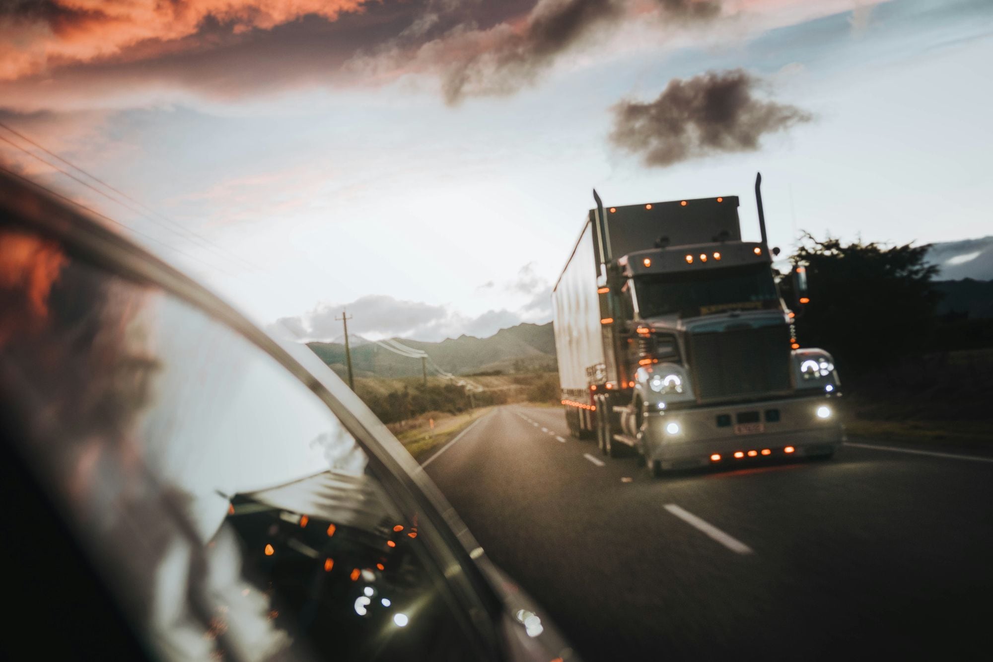 El individuo trasladaba la sustancia ilícica en un camión con remolque