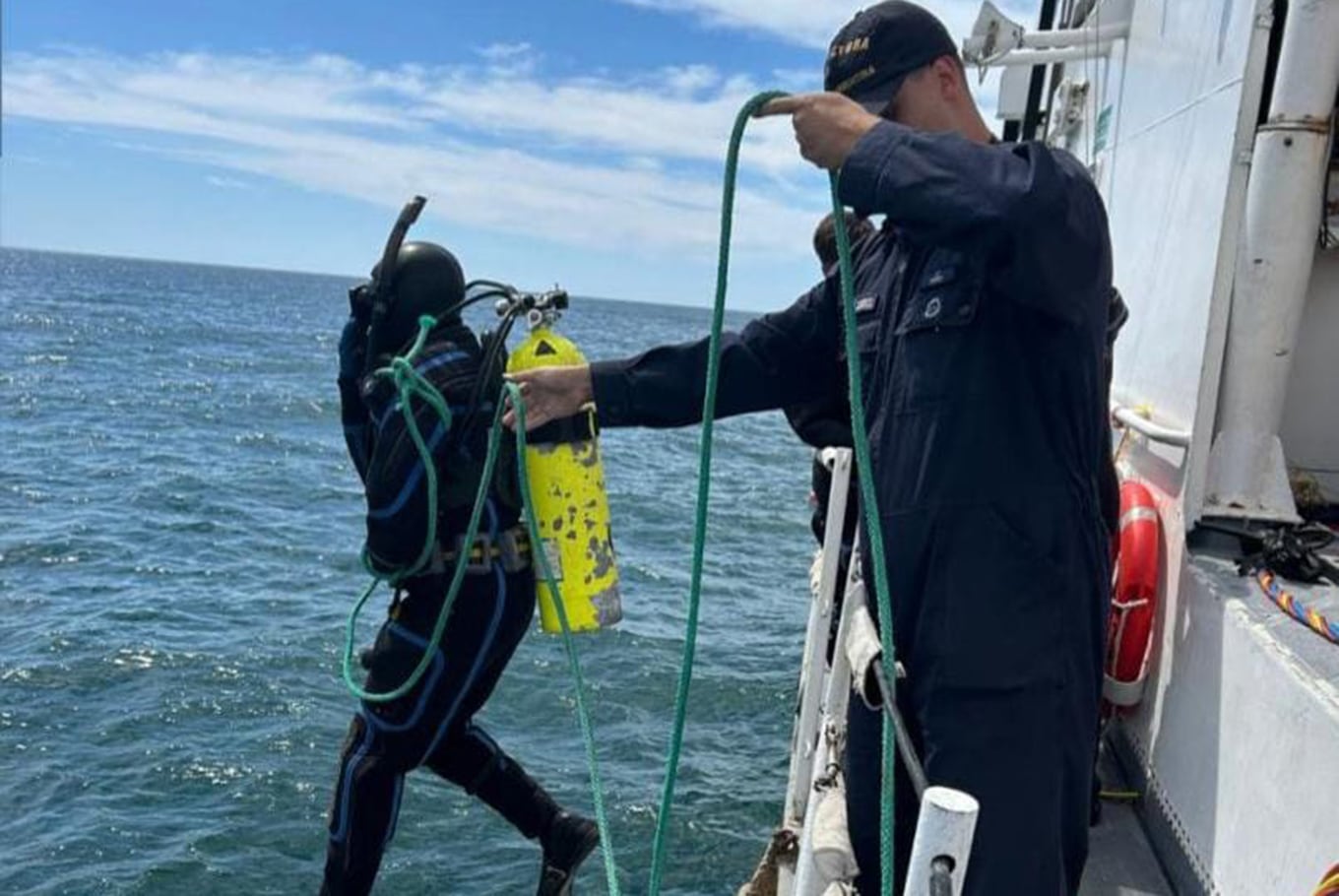 Continúa la búsqueda de la joven desaparecida en Puerto Madryn durante un bautismo de buceo