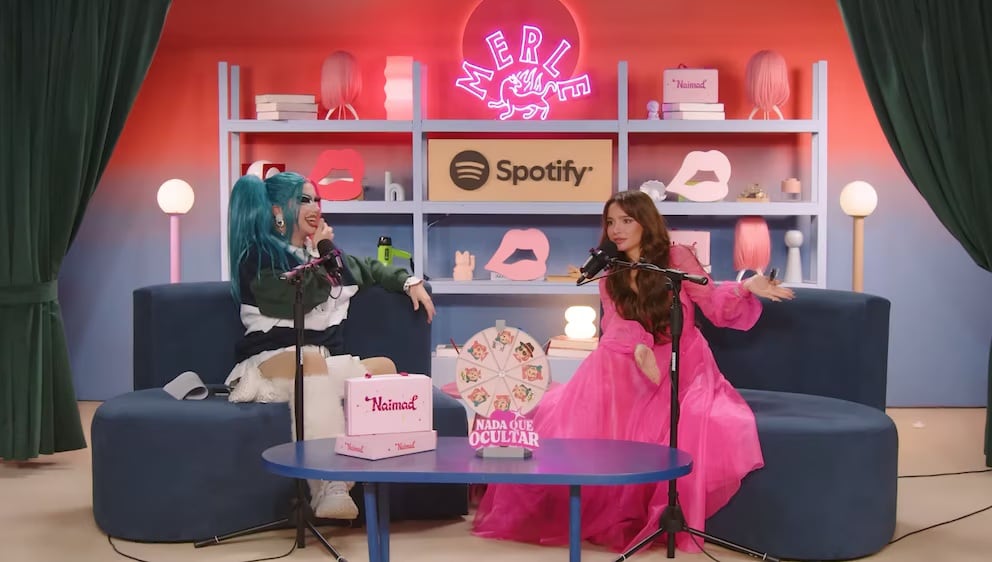 El casi olvidado romance entre Brenda Asnicar y Carlos Tévez volvió a estar en el centro de la escena debido a las recientes declaraciones de la actriz en una entrevista en el podcast Nada que ocultar