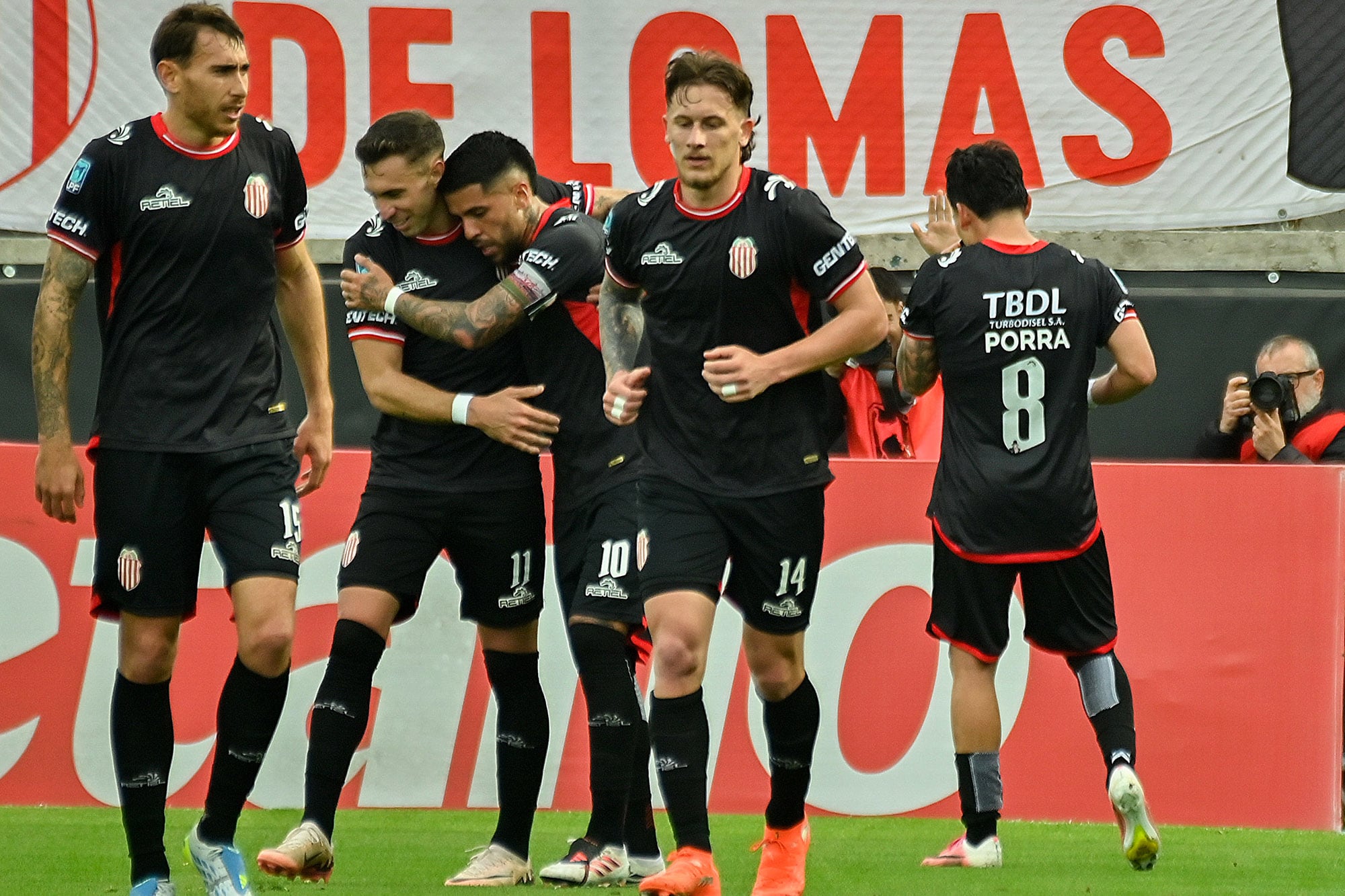 Barracas Central derrotó a Aldosivi por el Torneo Clausura y es puntero: otra victoria con polémicas