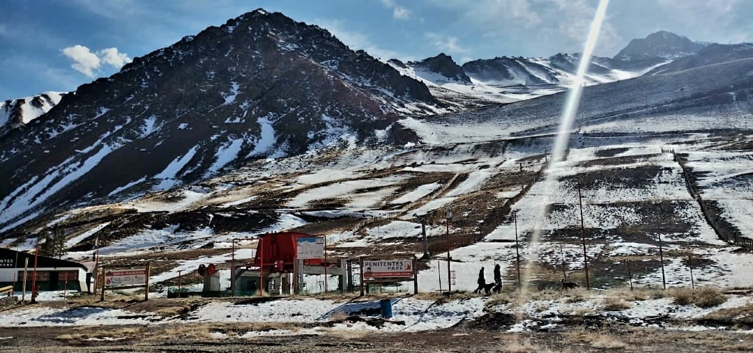 Preocupa al sector turístico de Mendoza la poca nieve de Penitentes