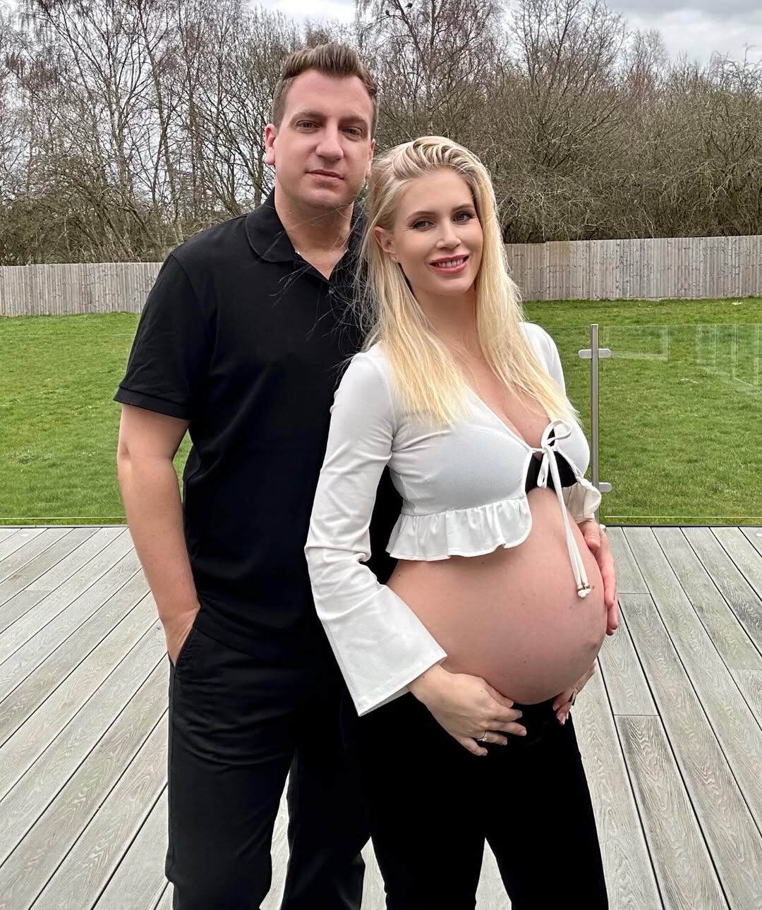 La pareja en la dulce espera de su hija Elle (Foto: Instagram @danielachristiansson)