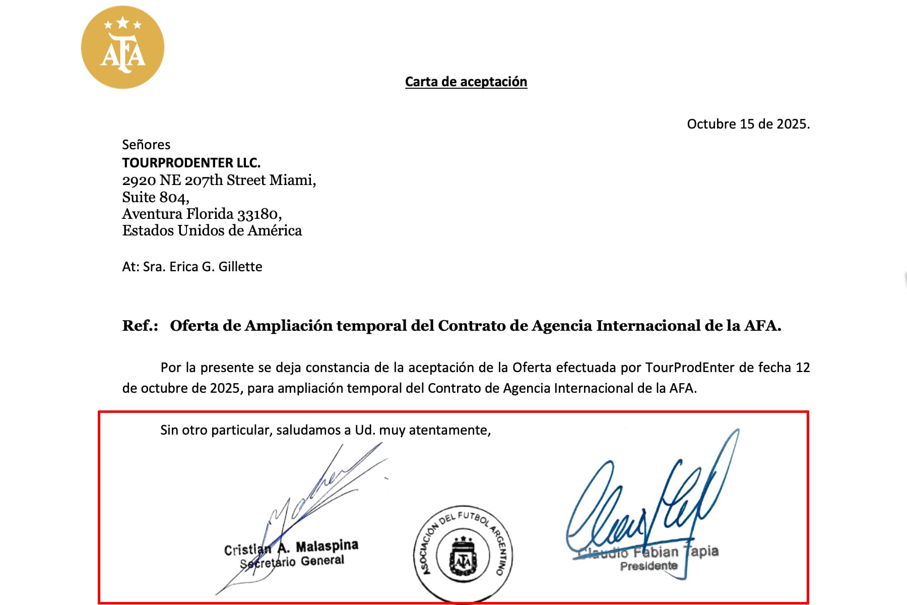 El contrato de 2025 lleva la firma de Tapia y Malaspina. No aparece Toviggino.