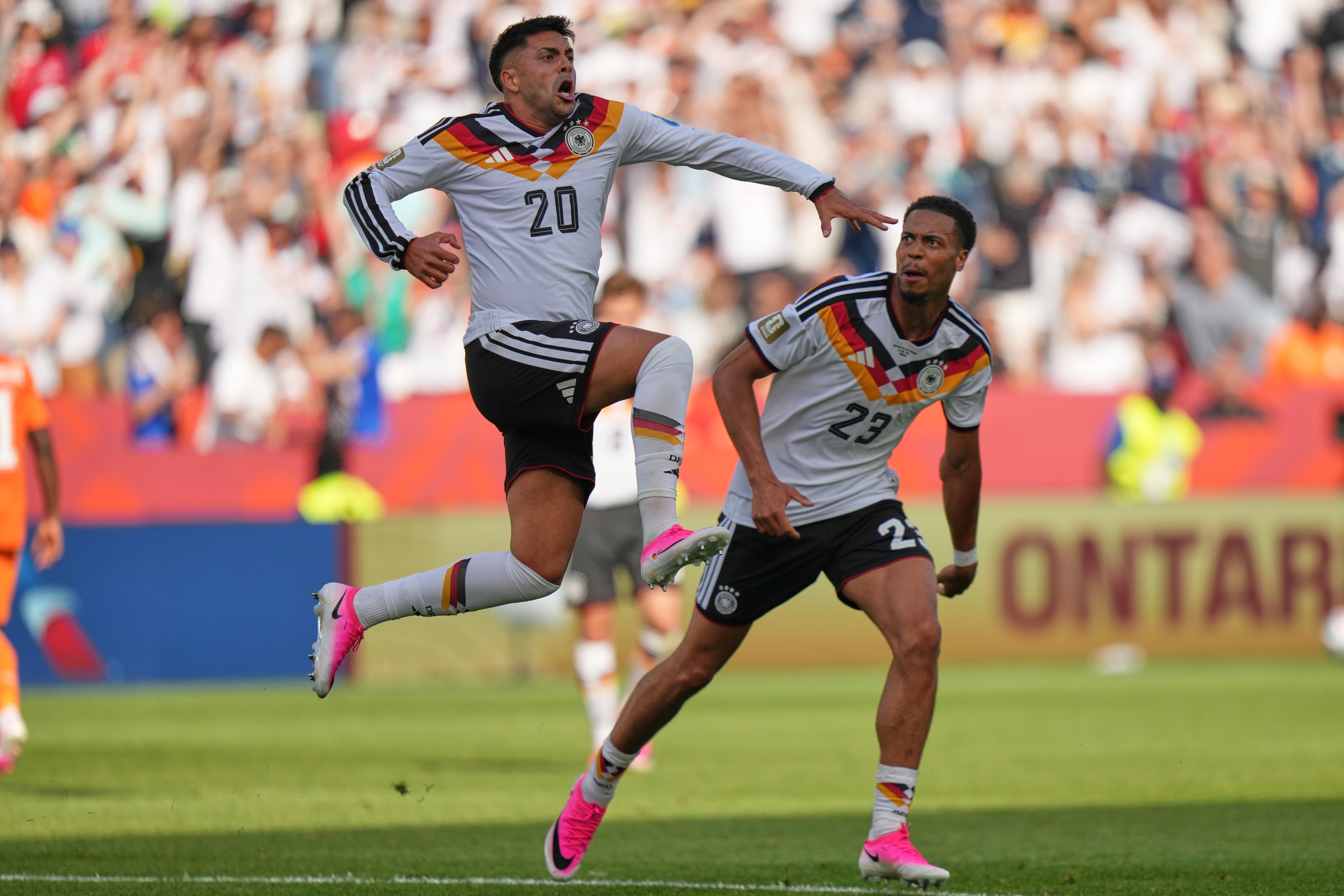 Alemania se sacó la mufa de los último mundiales y ya se aseguró estar en la próxima instancia