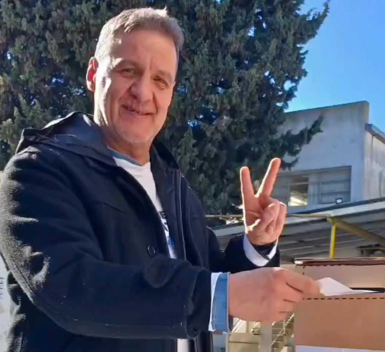Detuvieron a un funcionario municipal de La Plata por presunto abuso sexual sobre su expareja y empleada