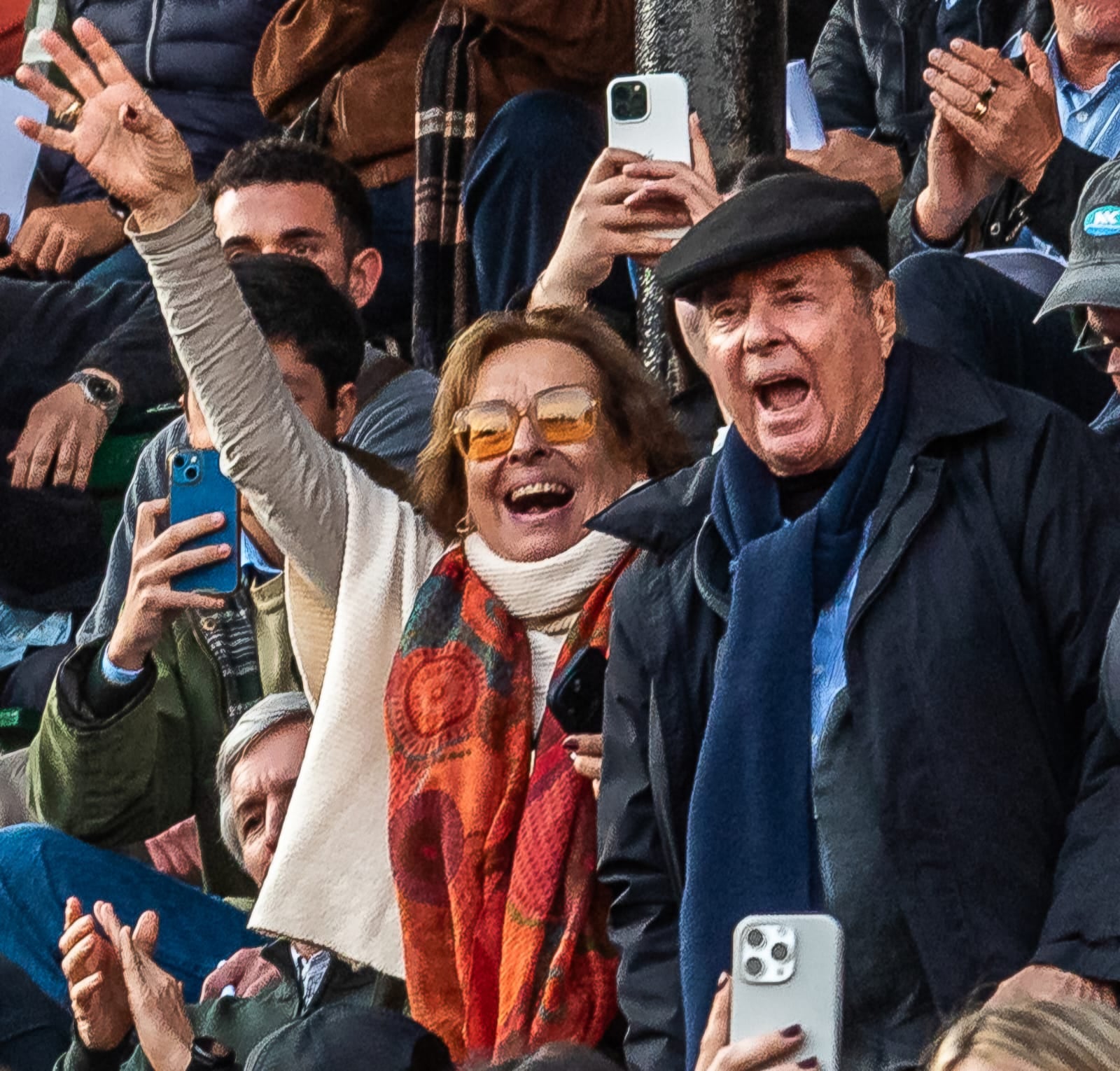 Junto a su mujer en las tribunas de Palermo, al momento en que consagran como Gran Campeón Braford a un ejemplar de su cabaña