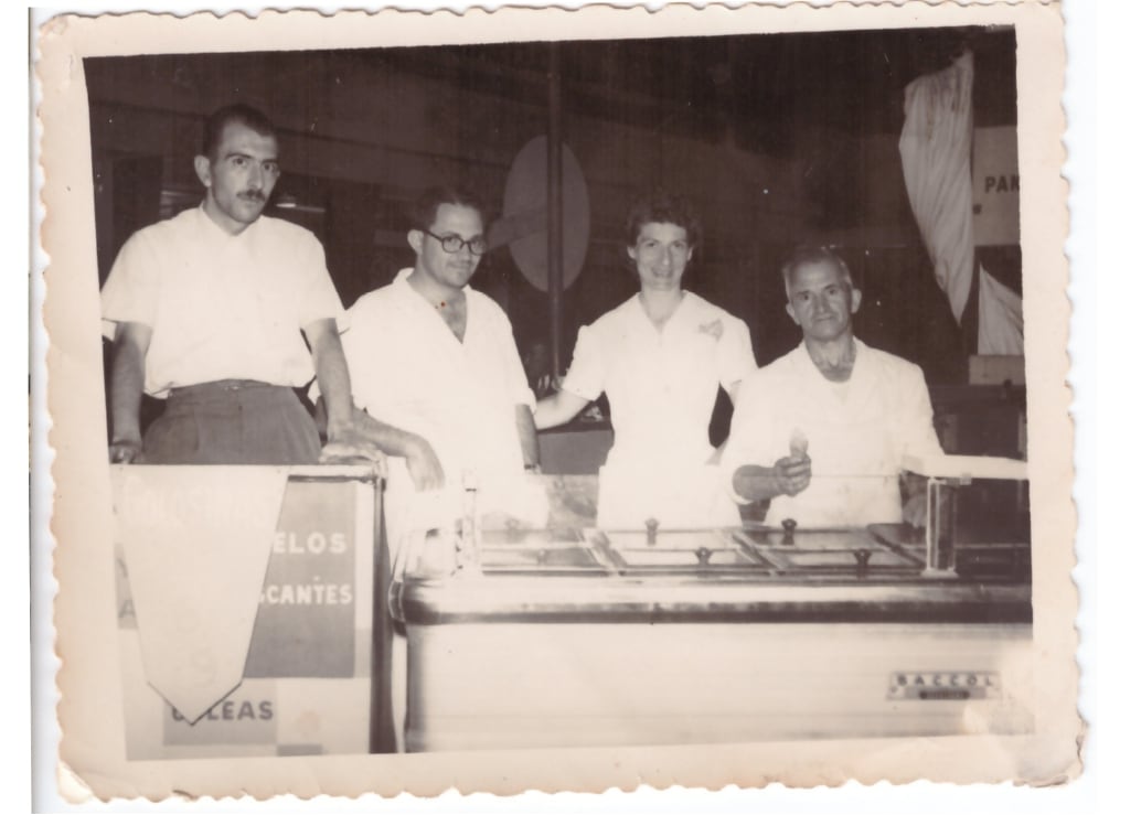 Hermann en uno de sus primeros trabajos en una confitería