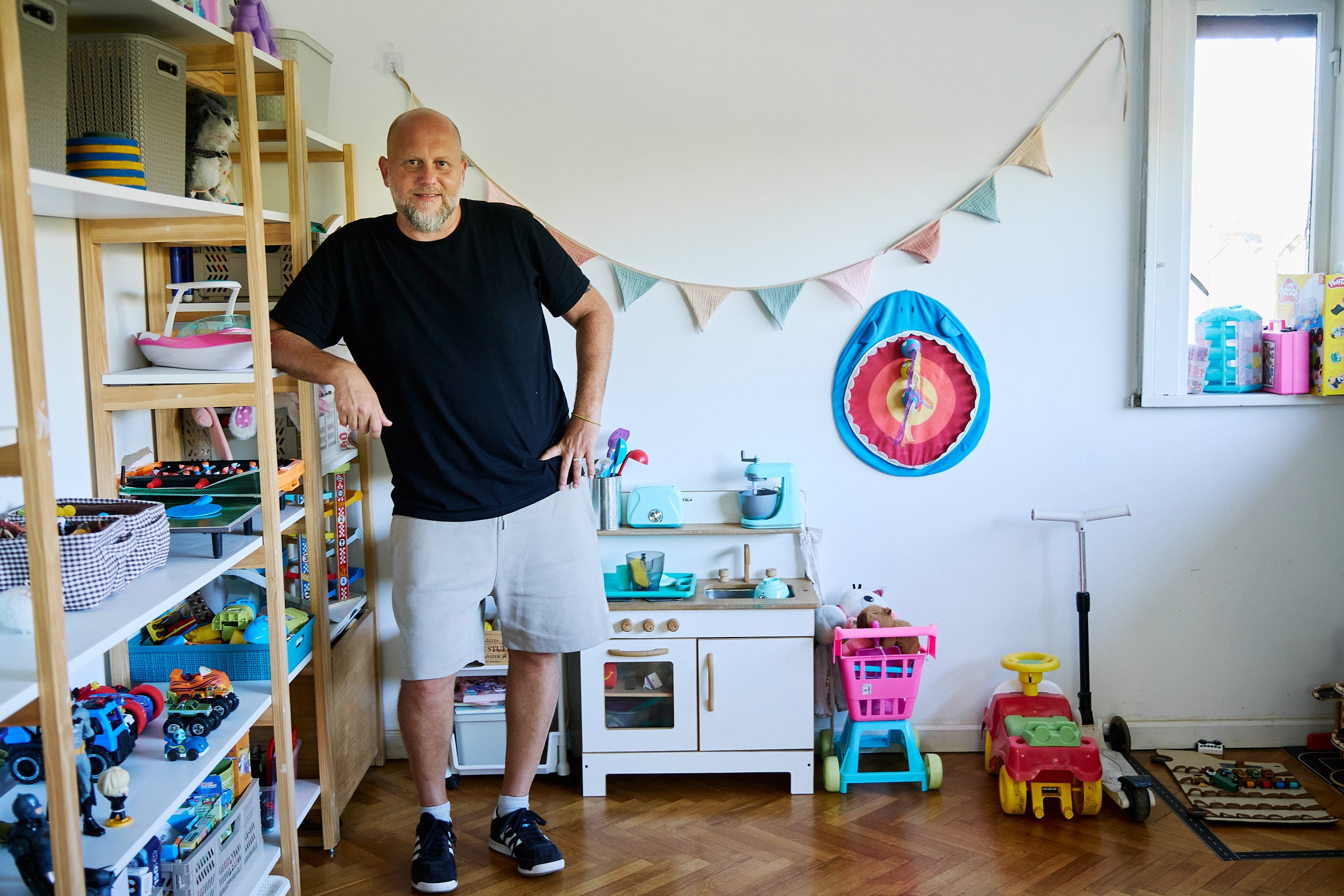 Cayetano tiene dos hijos, Paloma de seis años y Dante de 3