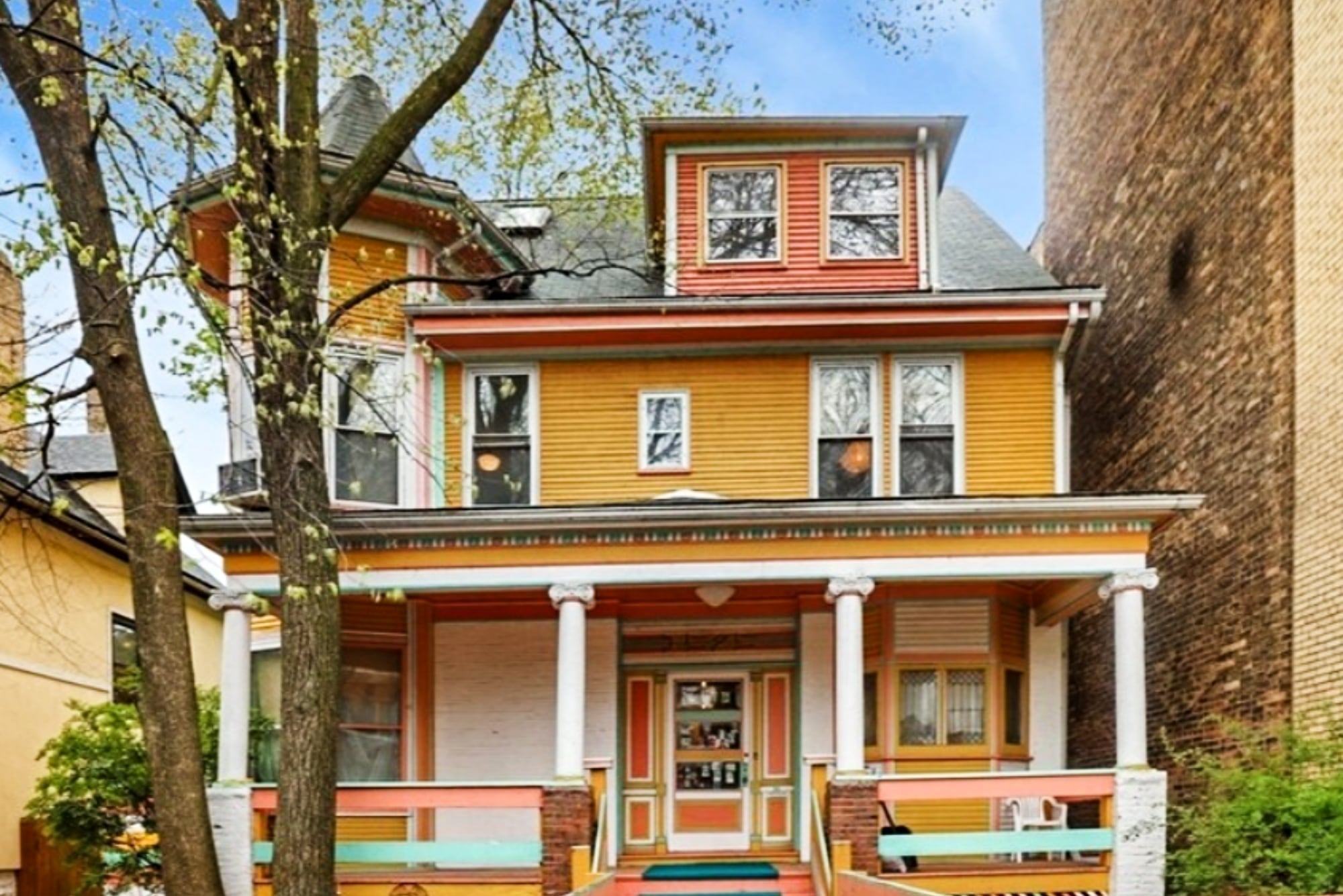 ¿Es esta la casa más fea de EE.UU.?: la famosa mansión “Candyland” de Chicago compite por el título