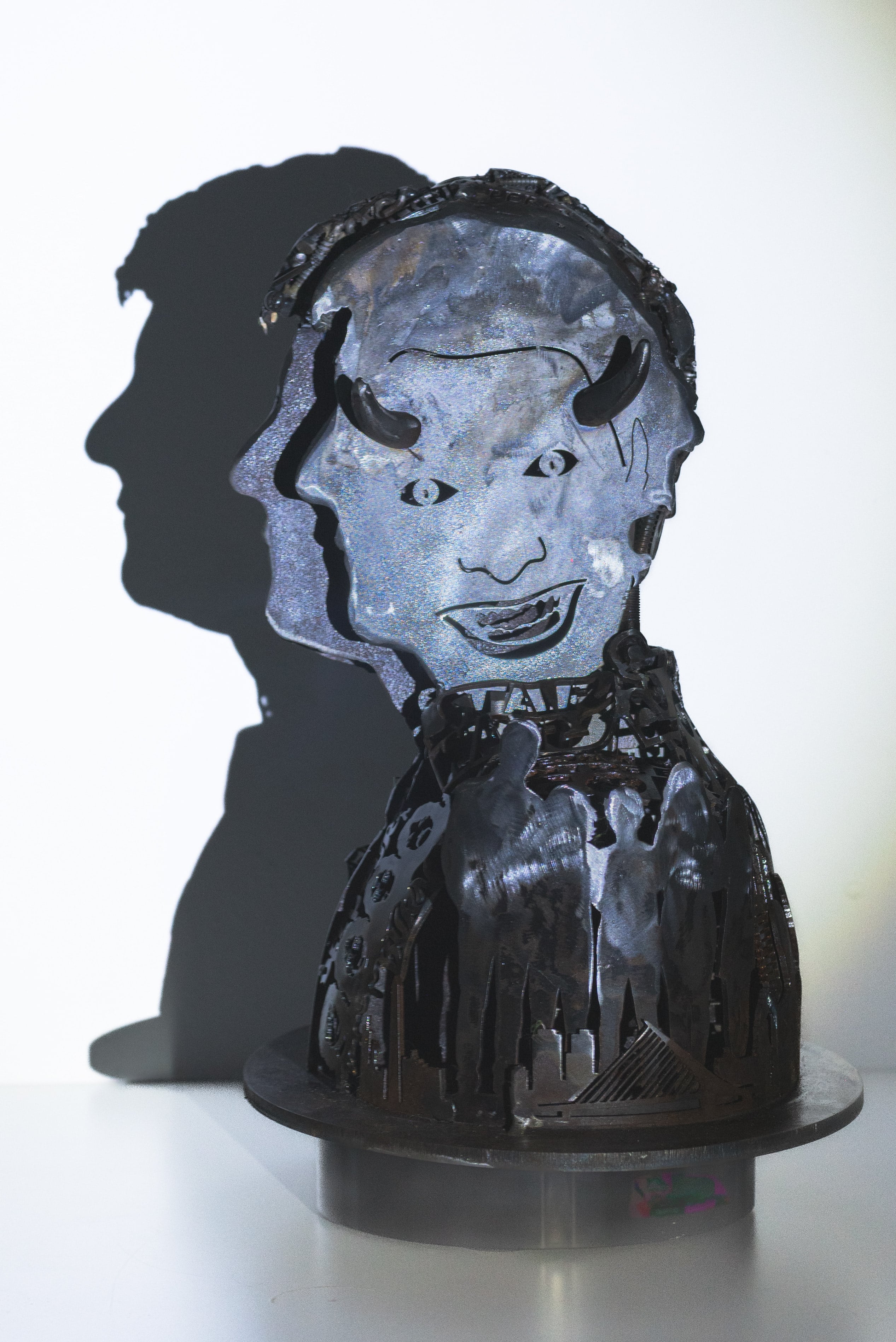 Realizó esculturas para figuras como Ricardo Darín y Mario Pergolini