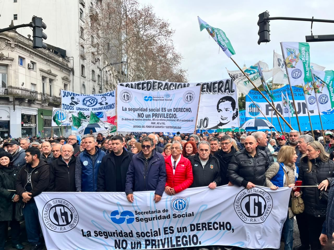 La columna de la CGT, que integró el triunviro Jorge Sola