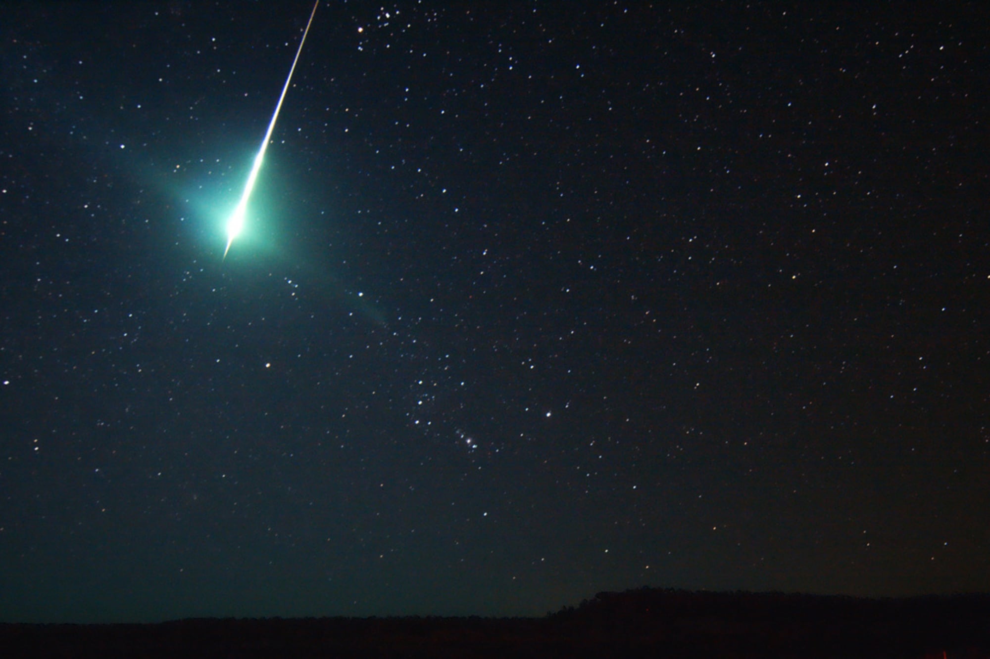 Testigos de al menos cinco estados reportaron el destello durante la noche del lunes