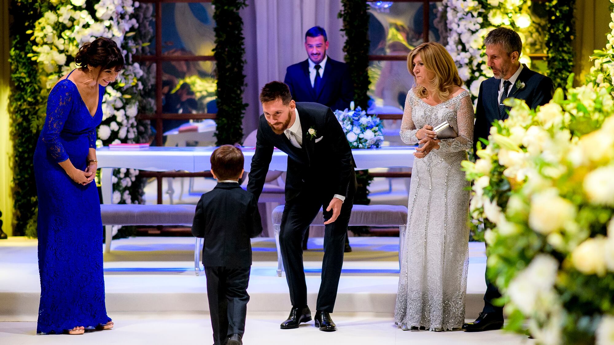 Thiago, el hijo mayor de la pareja, fue el encargado de llevar los anillos