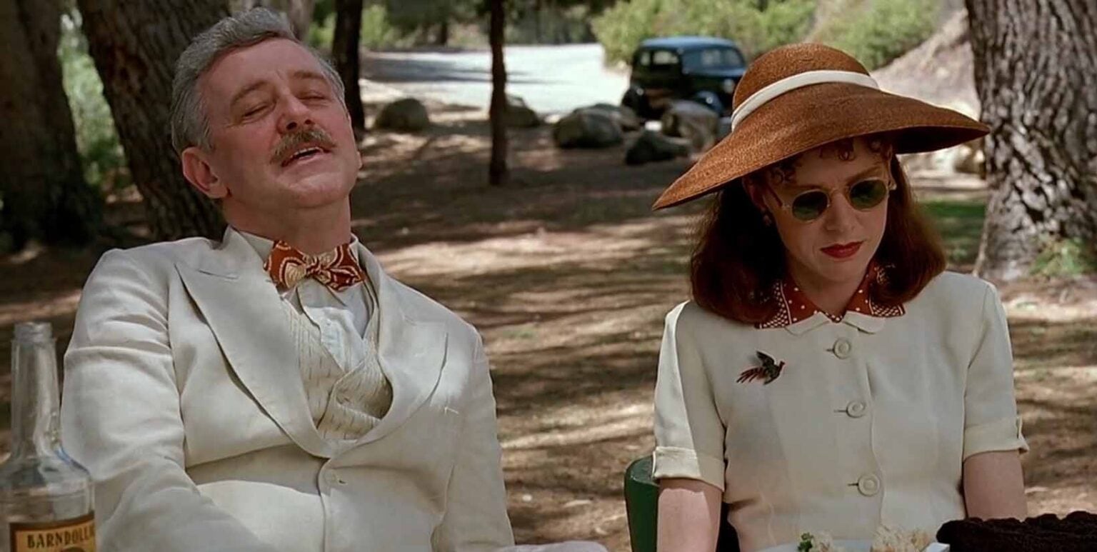 El escritor W.P. Meyhew es el alter ego de William Faulkner, quien en los años 40 había ido a Hollywood a escribir guiones, tiempo antes de ganar el Premio Nobel de Literatura