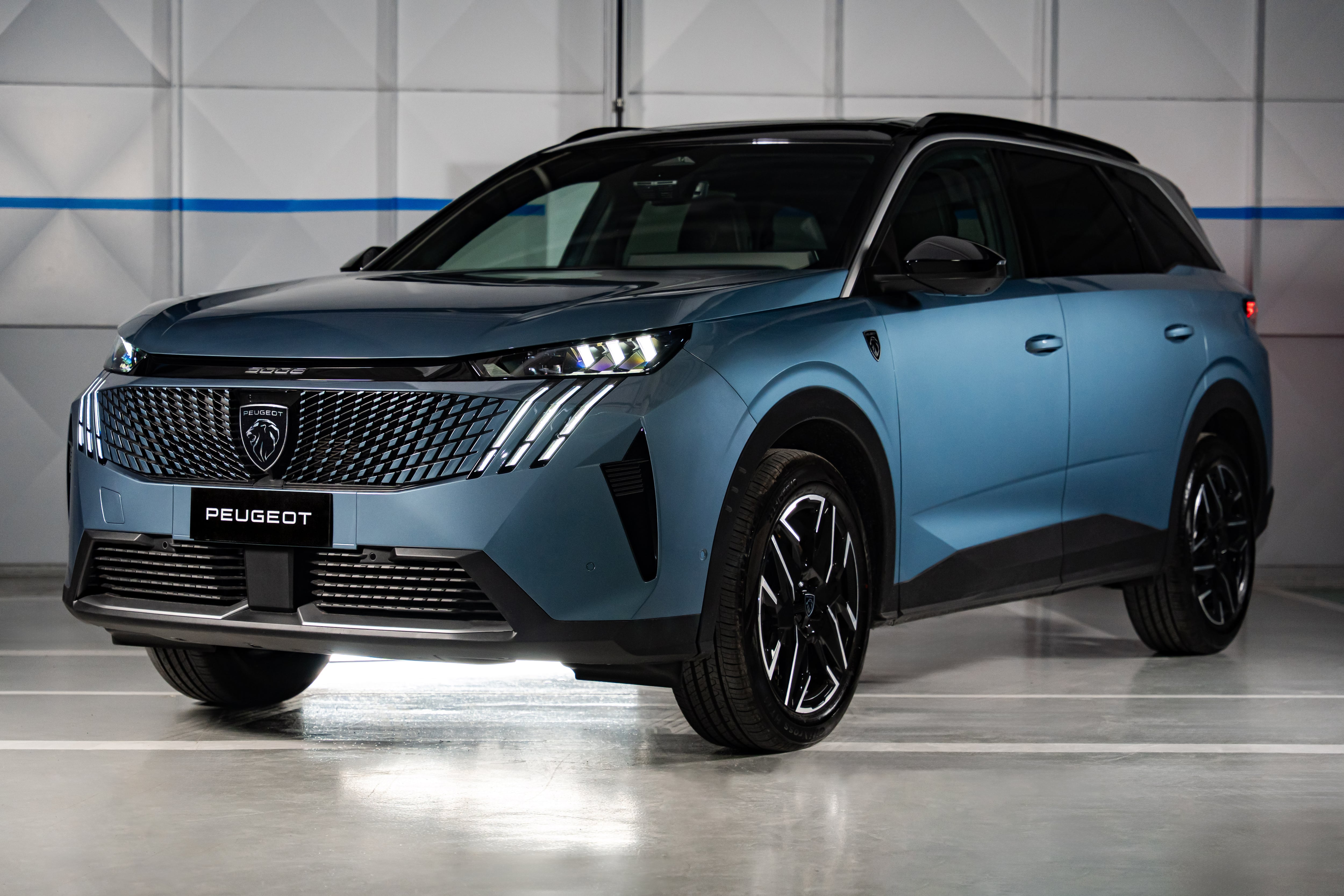 El Peugeot 5008 es uno de los SUV que conforman el portfolio de la automotriz francesa en el país