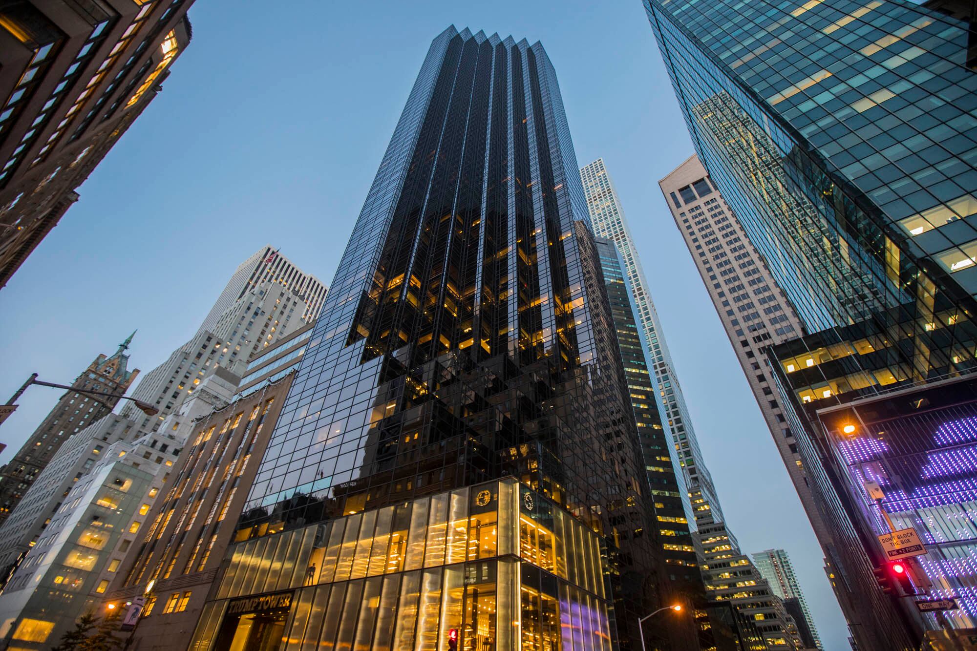 La Trump Tower está ubicada en la Quinta Avenida de Nueva York