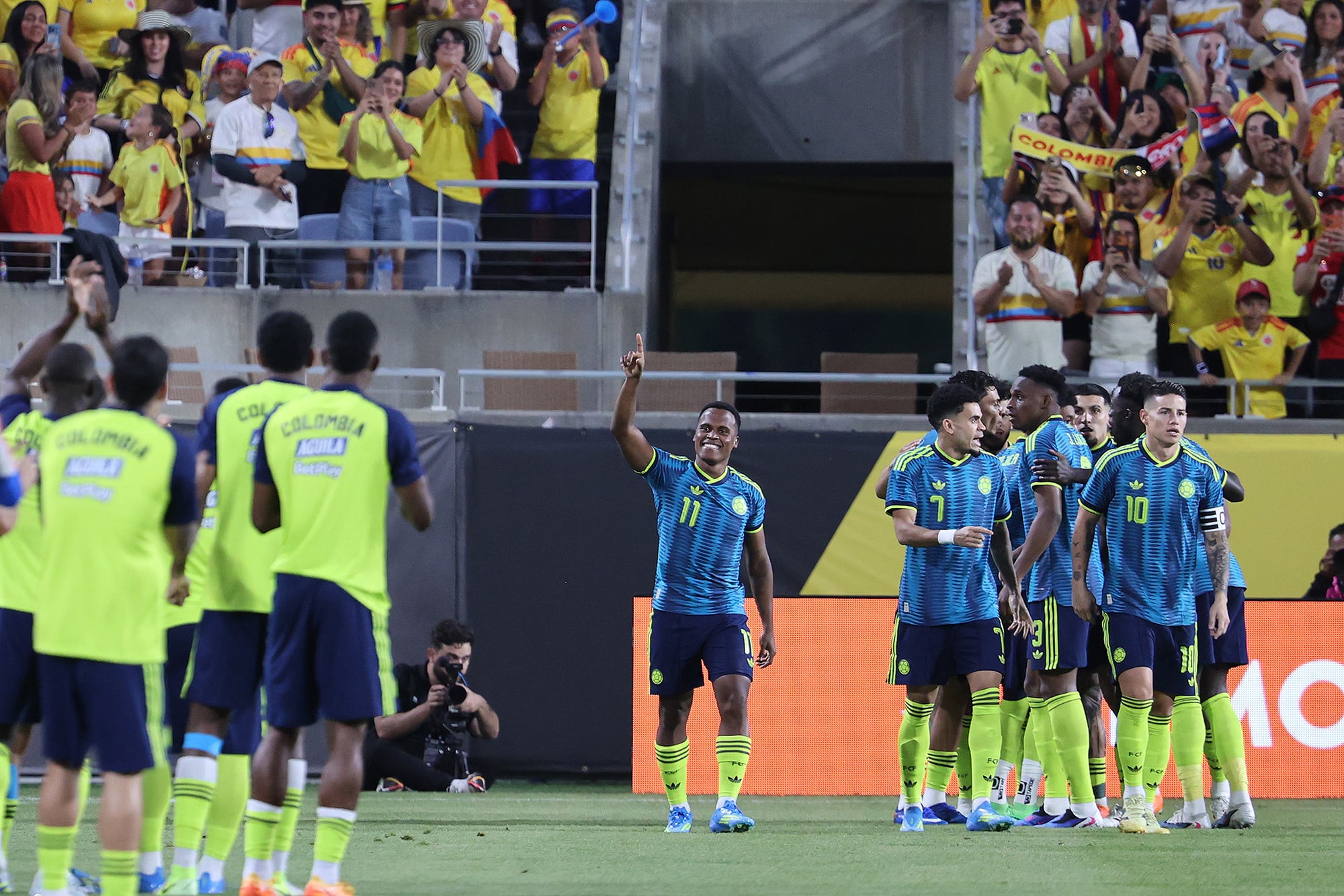 La sonrisa de Jhon Arias, que aprovechó las distracciones croatas del comienzo del encuentro y anotó el único tanto del seleccionado dirigido por Néstor Lorenzo.