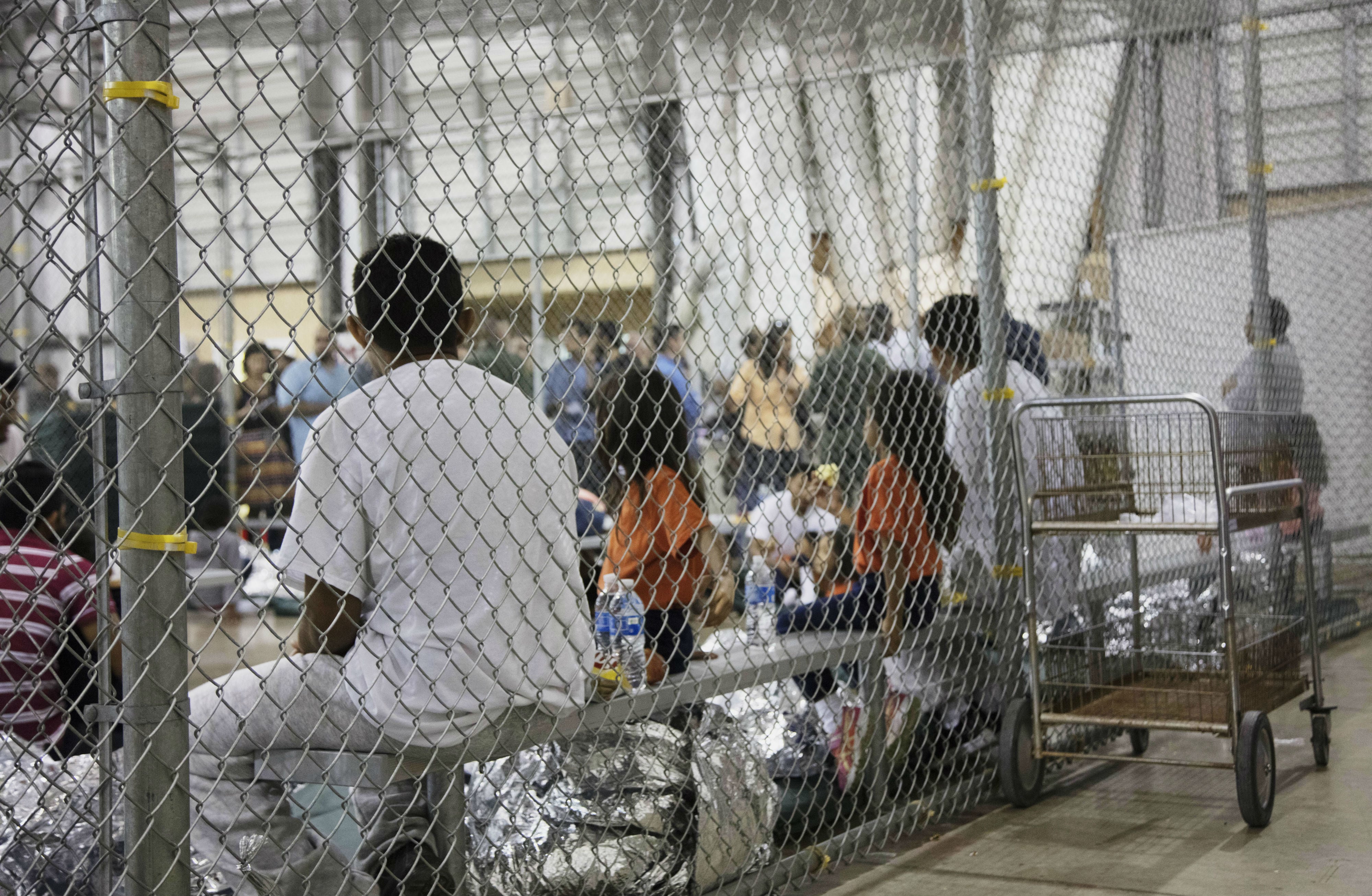 Los investigadores señalaron que este fenómeno es consecuencia de una expansión agresiva del sistema de detención, una atención médica negligente y el desmantelamiento de los mecanismos de supervisión