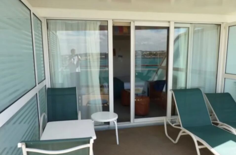 En un camastro así dormía Amy Lynn Bradley cuando su padre Ron se despertó para verificar cómo estaba. Treinta minutos más tarde, la joven de Virginia había desaparecido