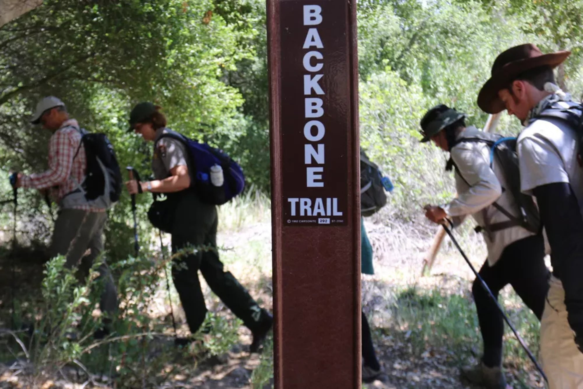 Arnold Schwarzenegger donó 16 hectáreas de su mansión en California para construir un sendero de las montañas 6 La propiedad representó la mayor donación privada de tierras destinada a completar el Backbone Trail