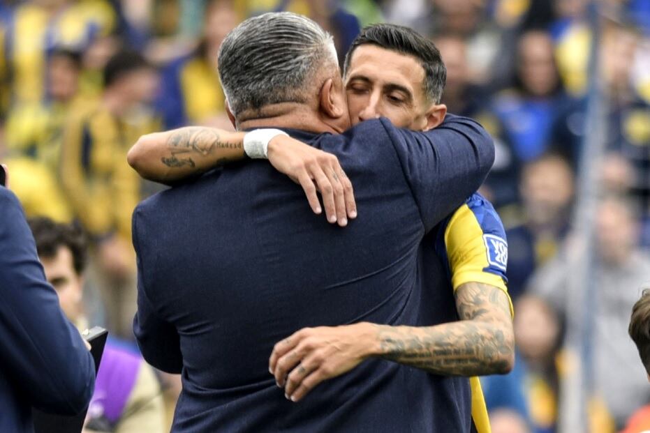 Ángel Di María y Claudio Chiqui Tapia, una relación que viene desde la selección argentina