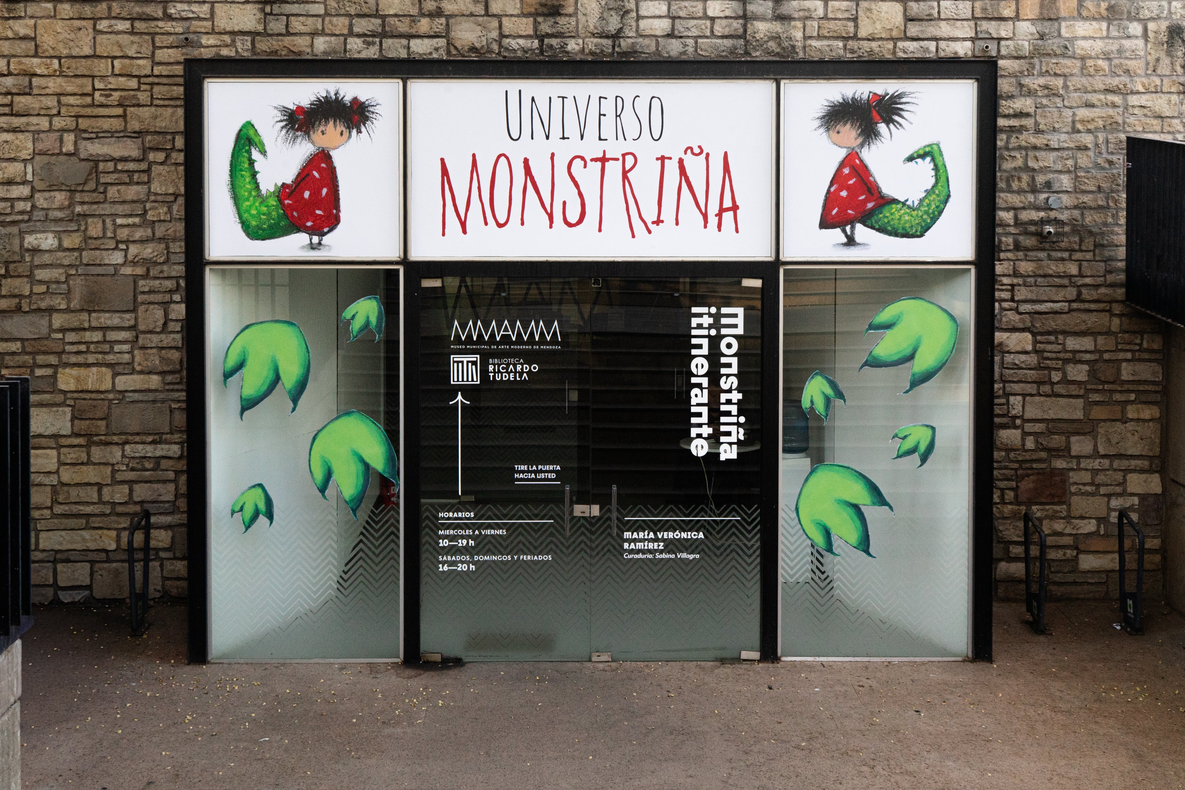 El universo de Monstriña, en el Museo de Arte Moderno de Mendoza