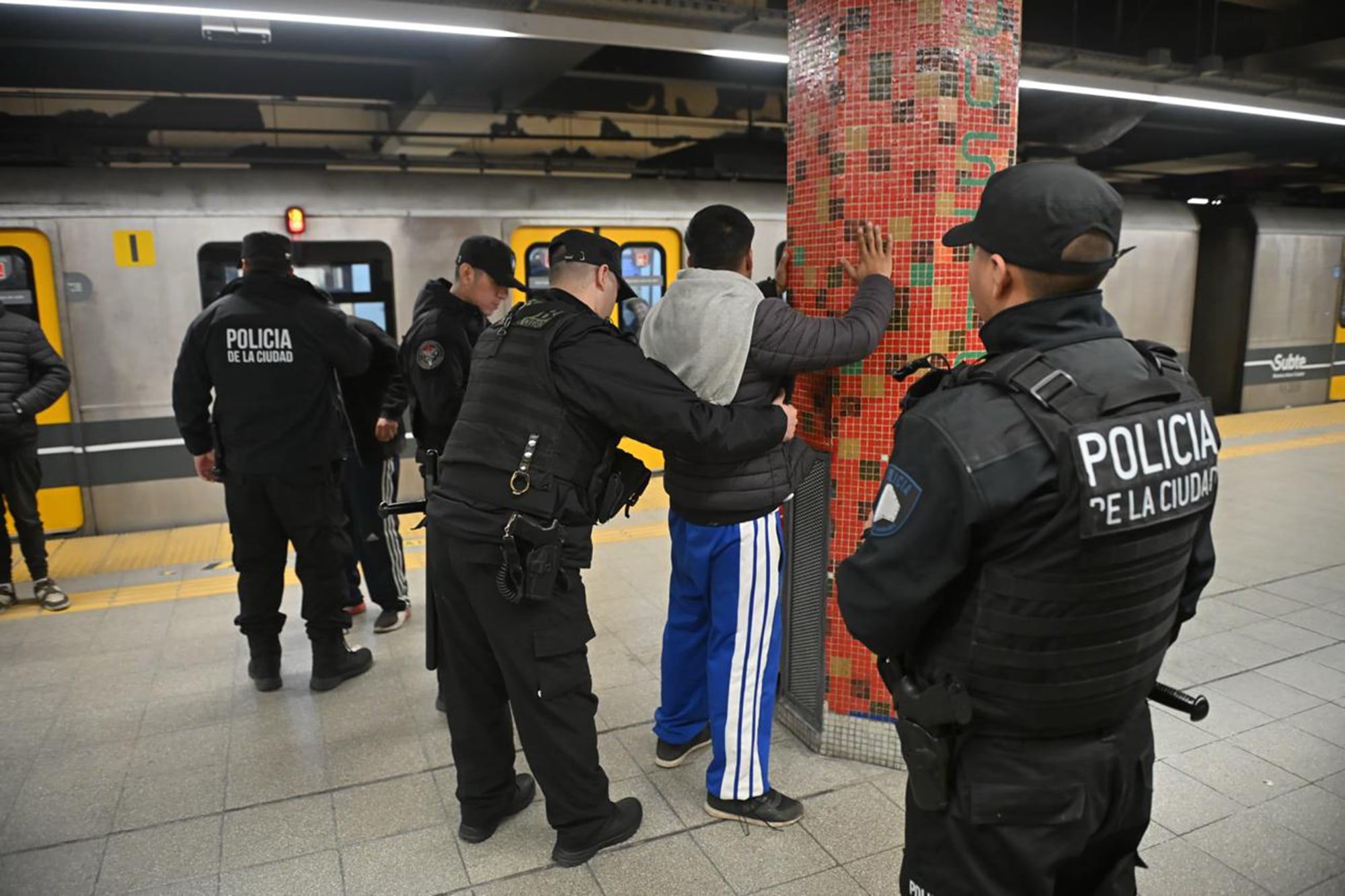 La Ciudad creó el Registro de Perfiles Genéticos para cruzar evidencias e identificar a delincuentes