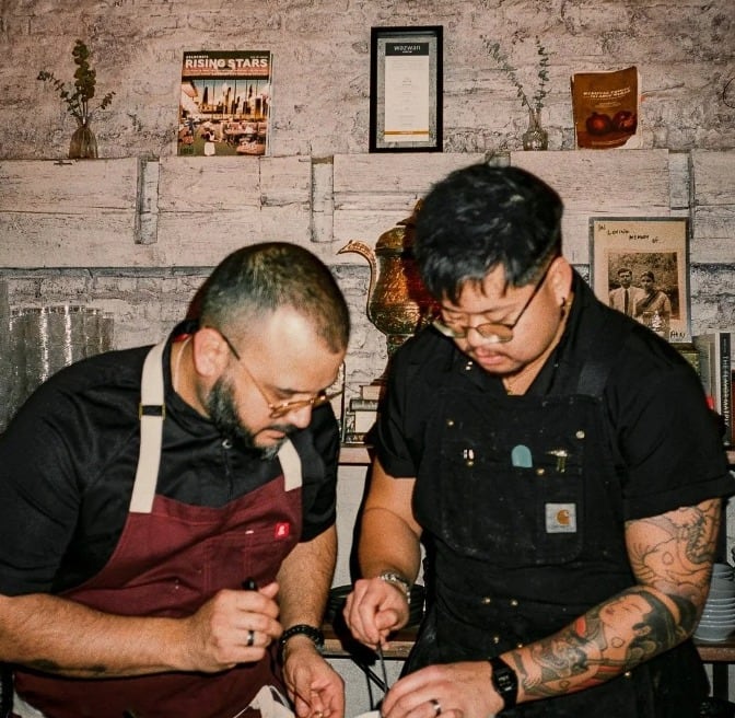 El restaurante Muhājir toma su nombre de una palabra árabe y urdu que significa migrante y recupera parte de la historia familiar del chef