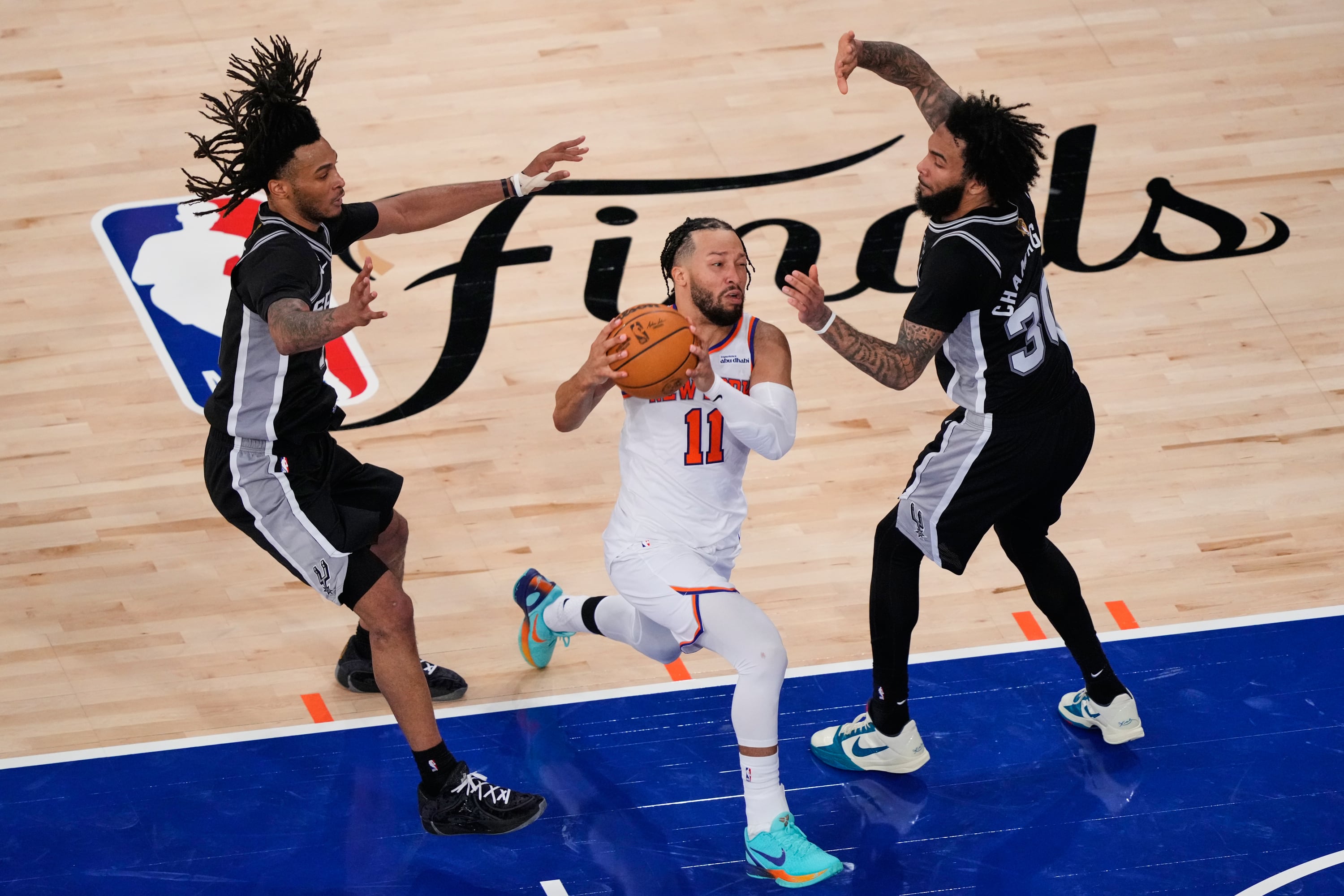 O New York Knicks recebe o San Antonio Spurs na quarta rodada das finais da NBA.