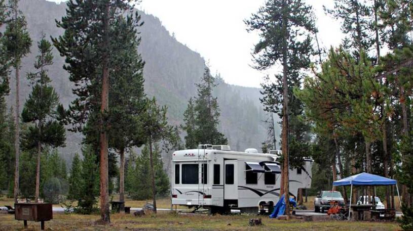 Viajeros en vehículos recreativos deberán optar por generadores solares o baterías para abastecerse de energía en zonas sin conexión eléctrica