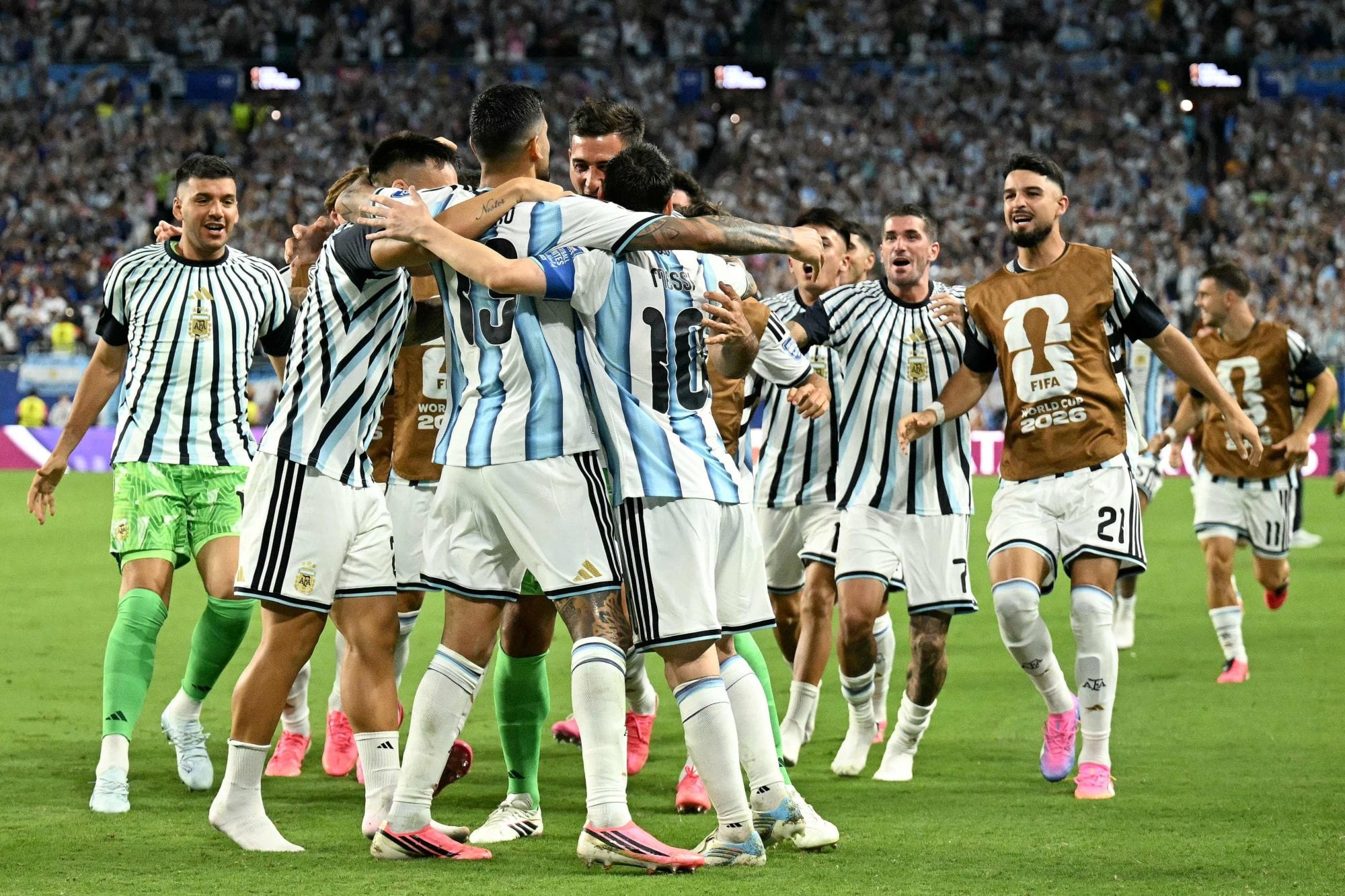 La selección argentina derrotó a Cabo Verde por 3 a 2 y se metió en los octavos de final del Mundial 2026