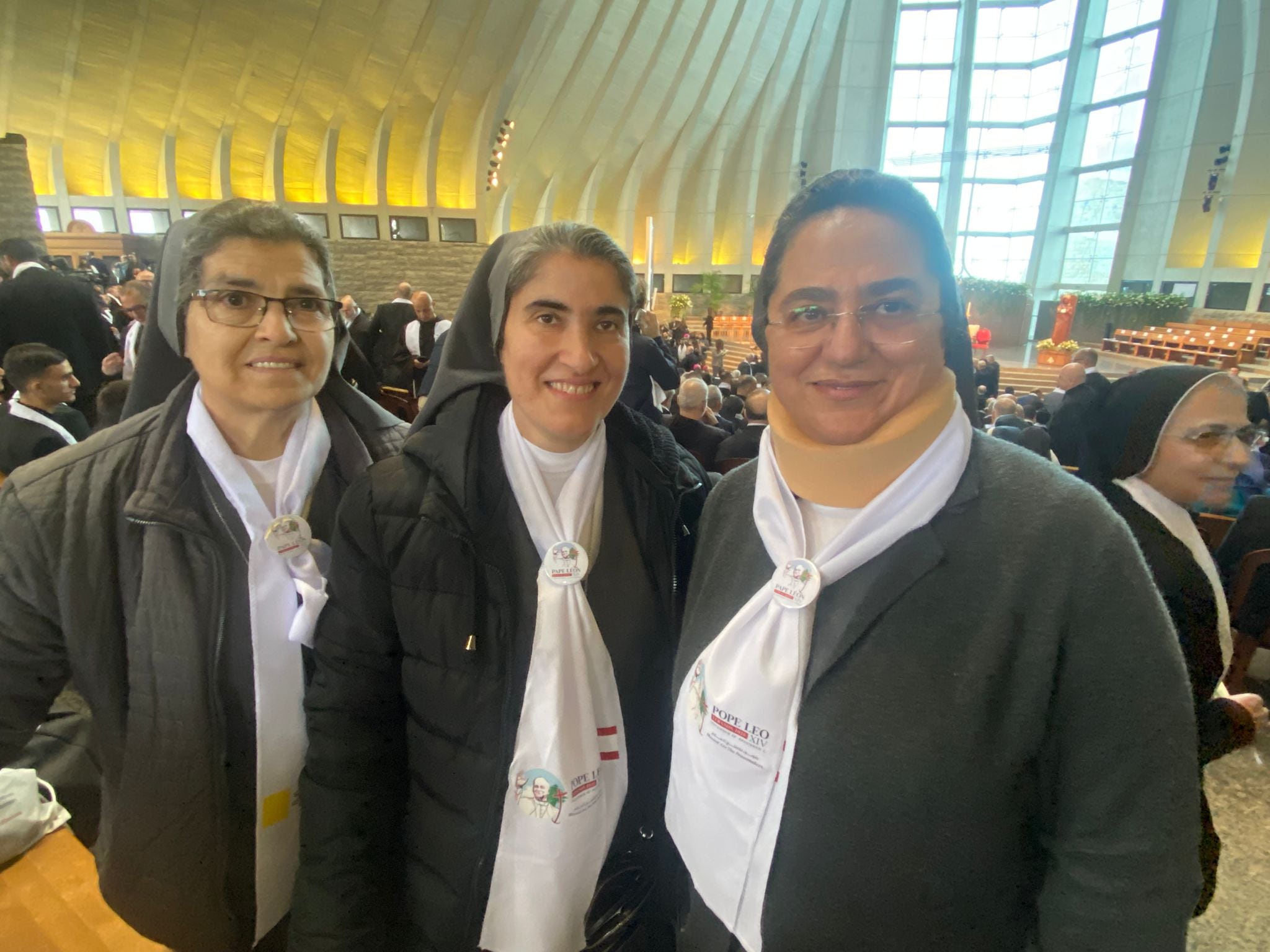 En medio de la guerra, el Líbano vivió un día de fiesta por el papa León, pero teme por el día después 10 Tres monjas salesianas al frente de una escuela de un poblado cristiano llamado Hadath Baalbeck -que queda en el valle homónimo, conocido por ser un bastión del grupo chiita Hezbollah-.