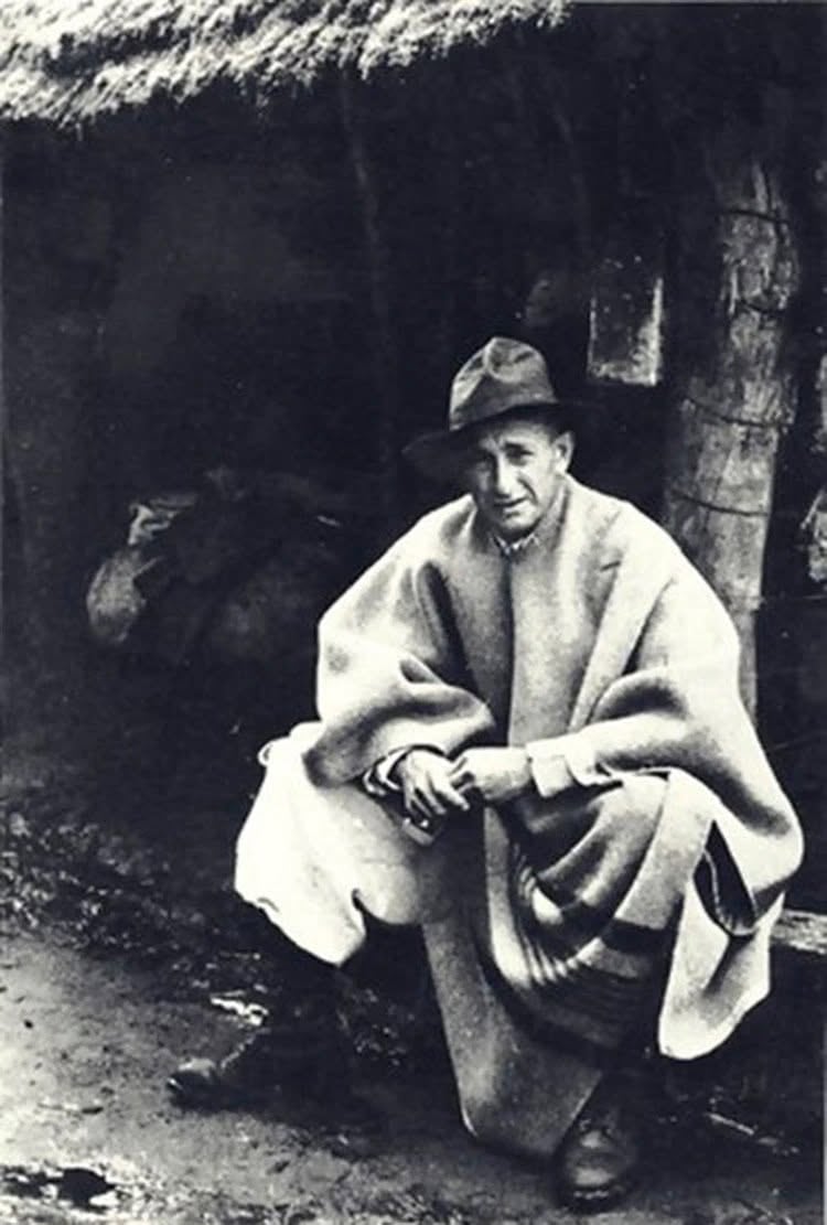 Adolf Eichmann con indumentaria gaucha