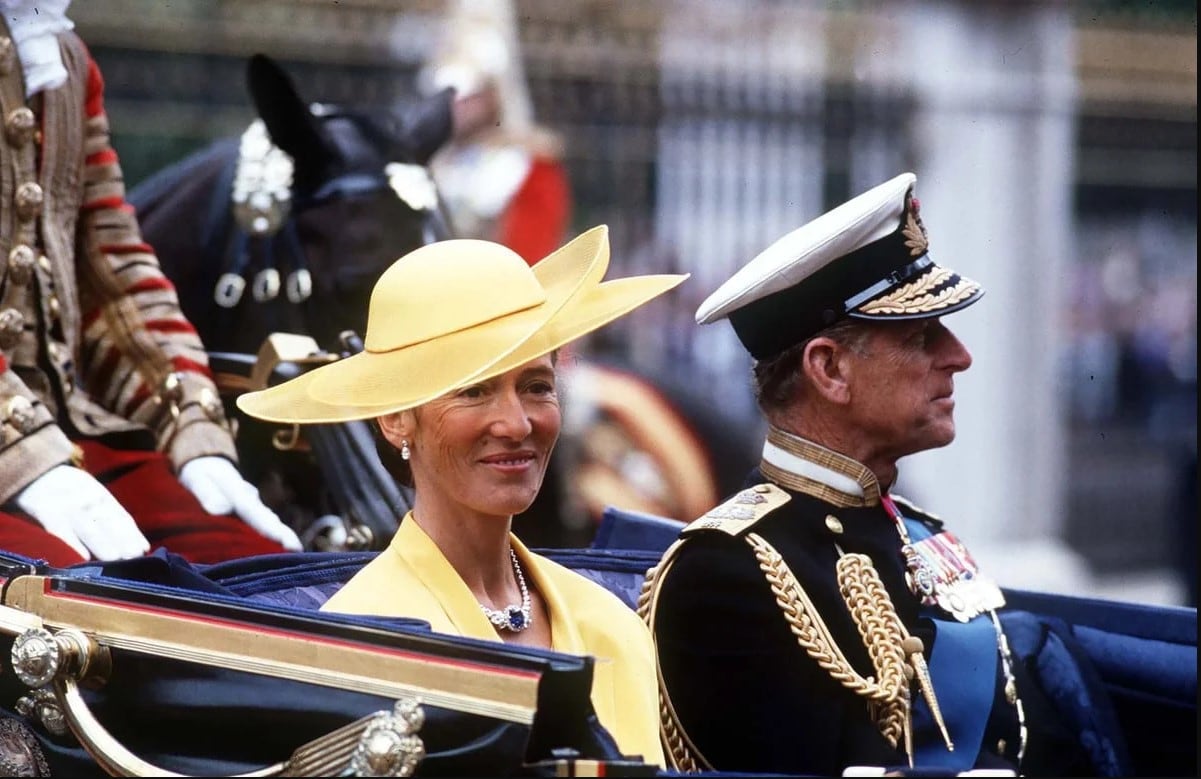 Susan Barrantes, la madre de Sarah Ferguson, que vivió en la Argentina durante muchos años y Felipe de Edimburgo en 1986, durante el casamiento de Sarah Ferguson y el príncipe Andrés.