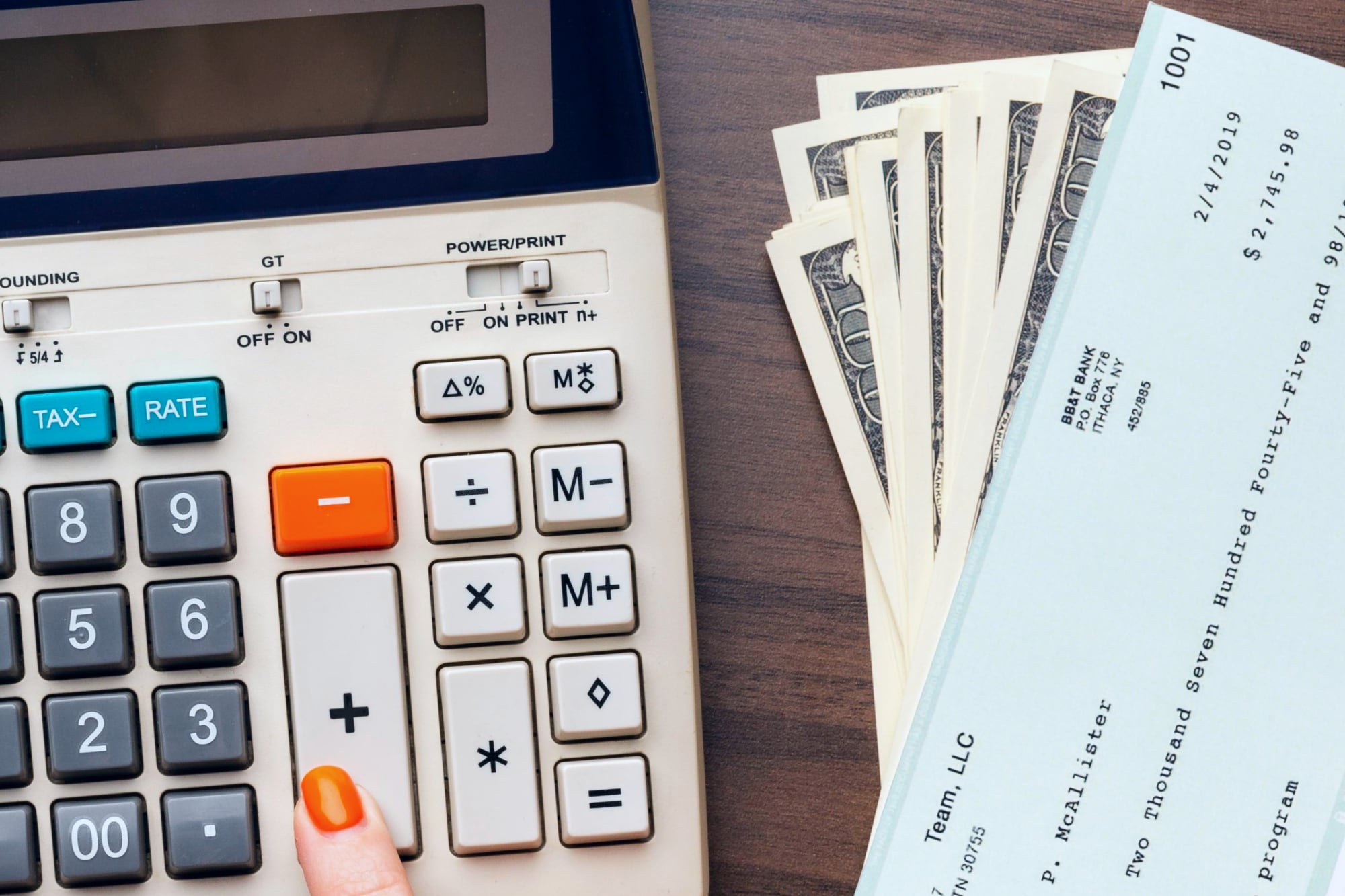 Seguro Social en EE.UU. para 2026: ¿a cuánto aumenta el cheque en enero?