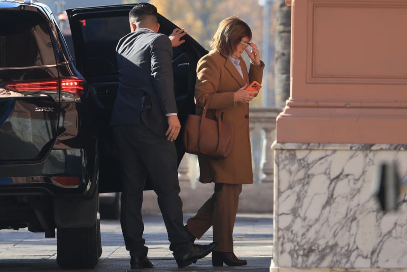 Se reunió la mesa política del Gobierno después de los gestos de Milei para frenar la interna libertaria 6 Tras los desplantes, Bullrich vuelve a las reuniones del oficialismo