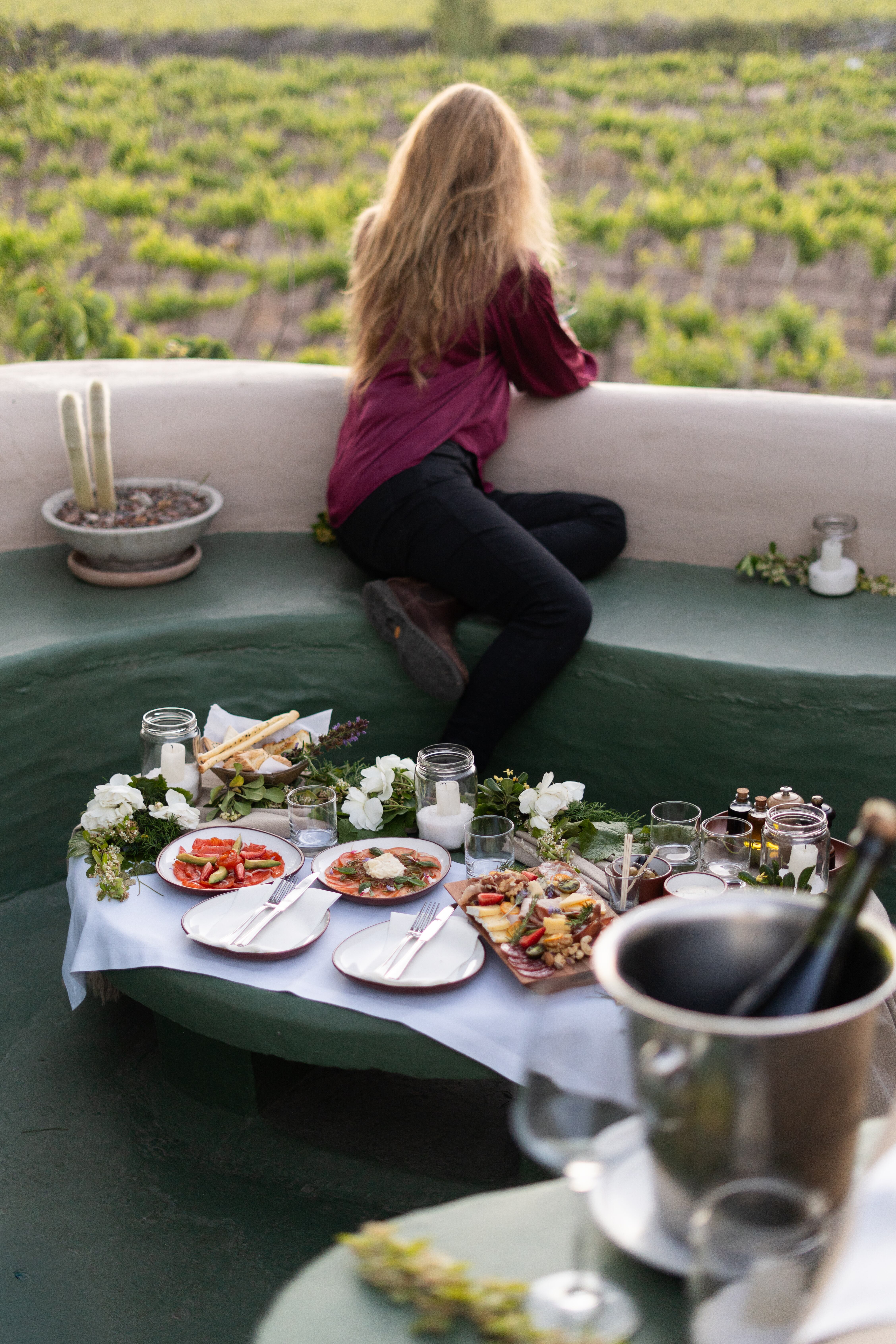 Todas las villas tienen terraza privada con chimenea y vista a las montañas