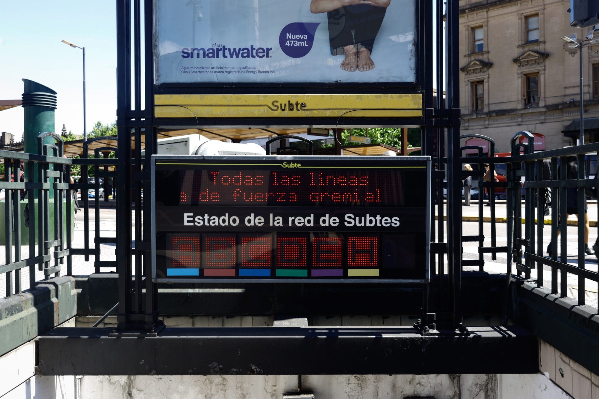 Frente a la escalada de las actuaciones judiciales, la conducción gremial resolvió la paralización total del funcionamiento del Subte.