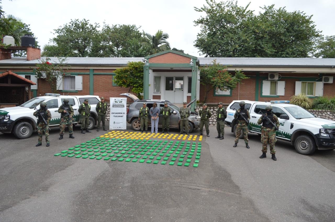 Secuestro de 240 kilos de cocaína y dos detenidos en un operativo realizado por la Gendarmería en Tucumán