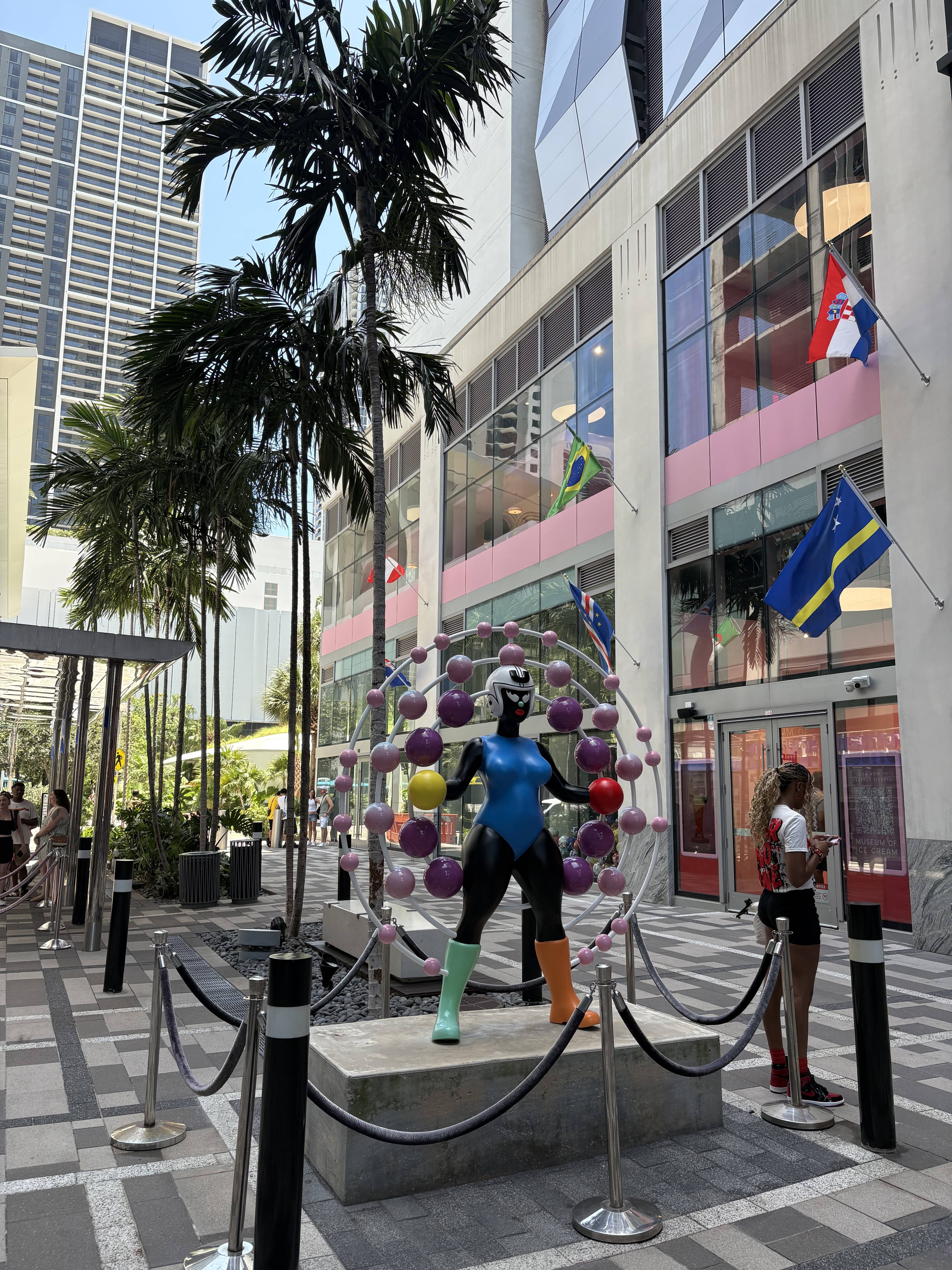 Miami Worldtrade Center es uno de los nuevos paseos del centro que vale la pena descubrir