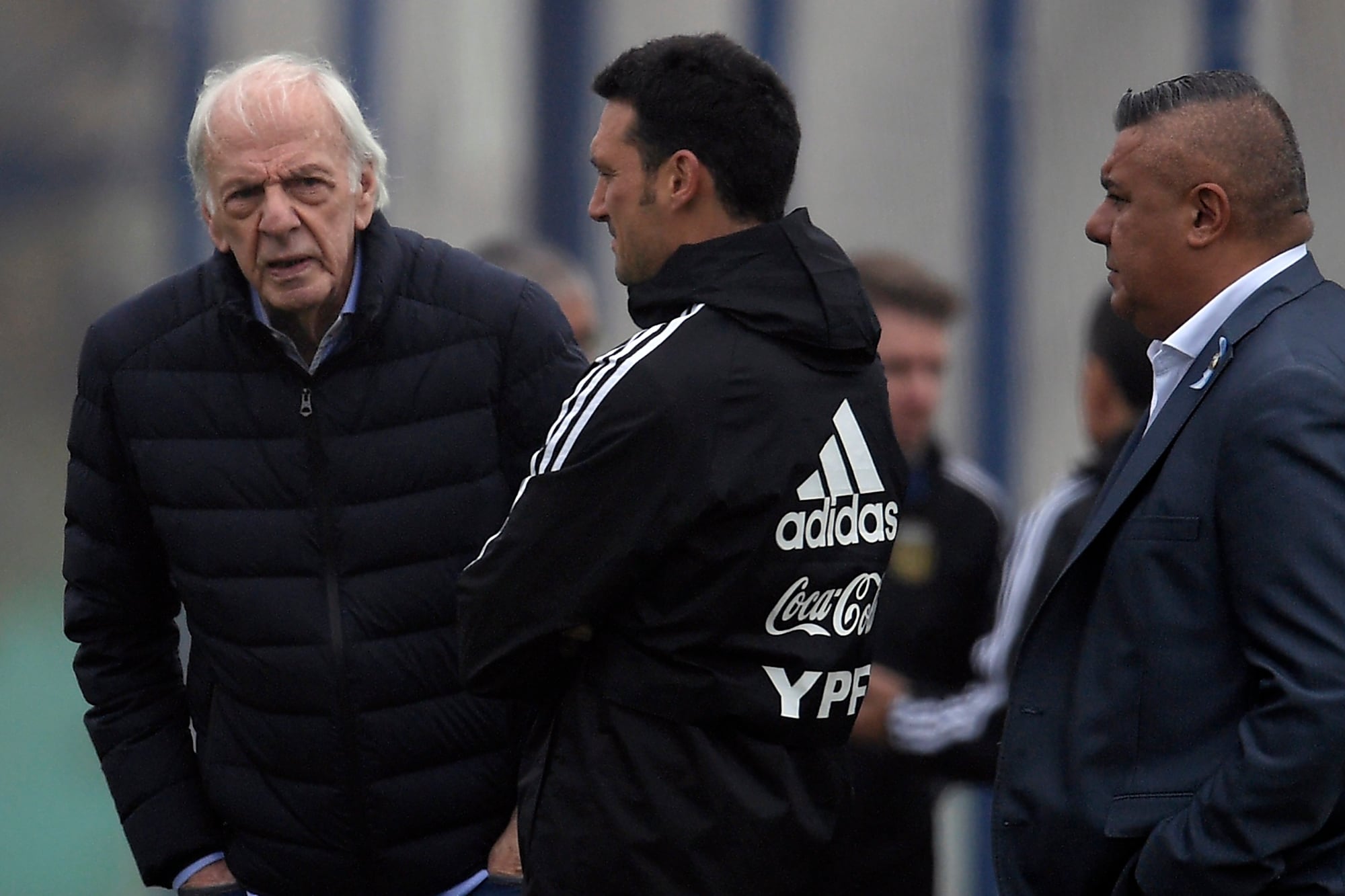 Lionel Scaloni, Cesar Menotti y Claudio Tapia el 28 de mayo de 2019.
