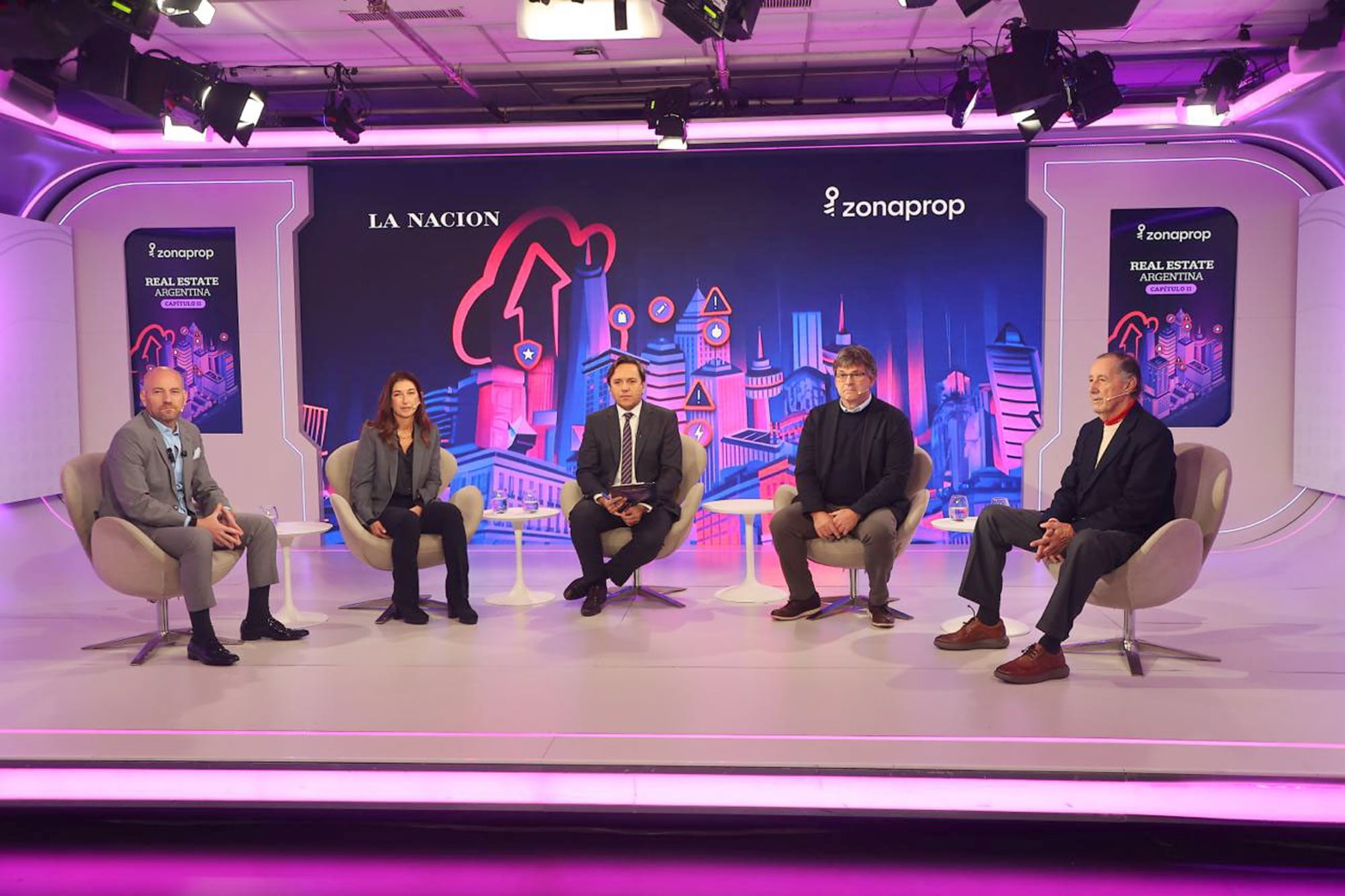 Ariel Champanier (REMAX Premium), Gabriela Goldszer (Ocampo Propiedades), José Del Rio (LA NACION) , Toribio Pablo de Achával (Toribio Achával) y Luis Ramos (LJ Ramos) y