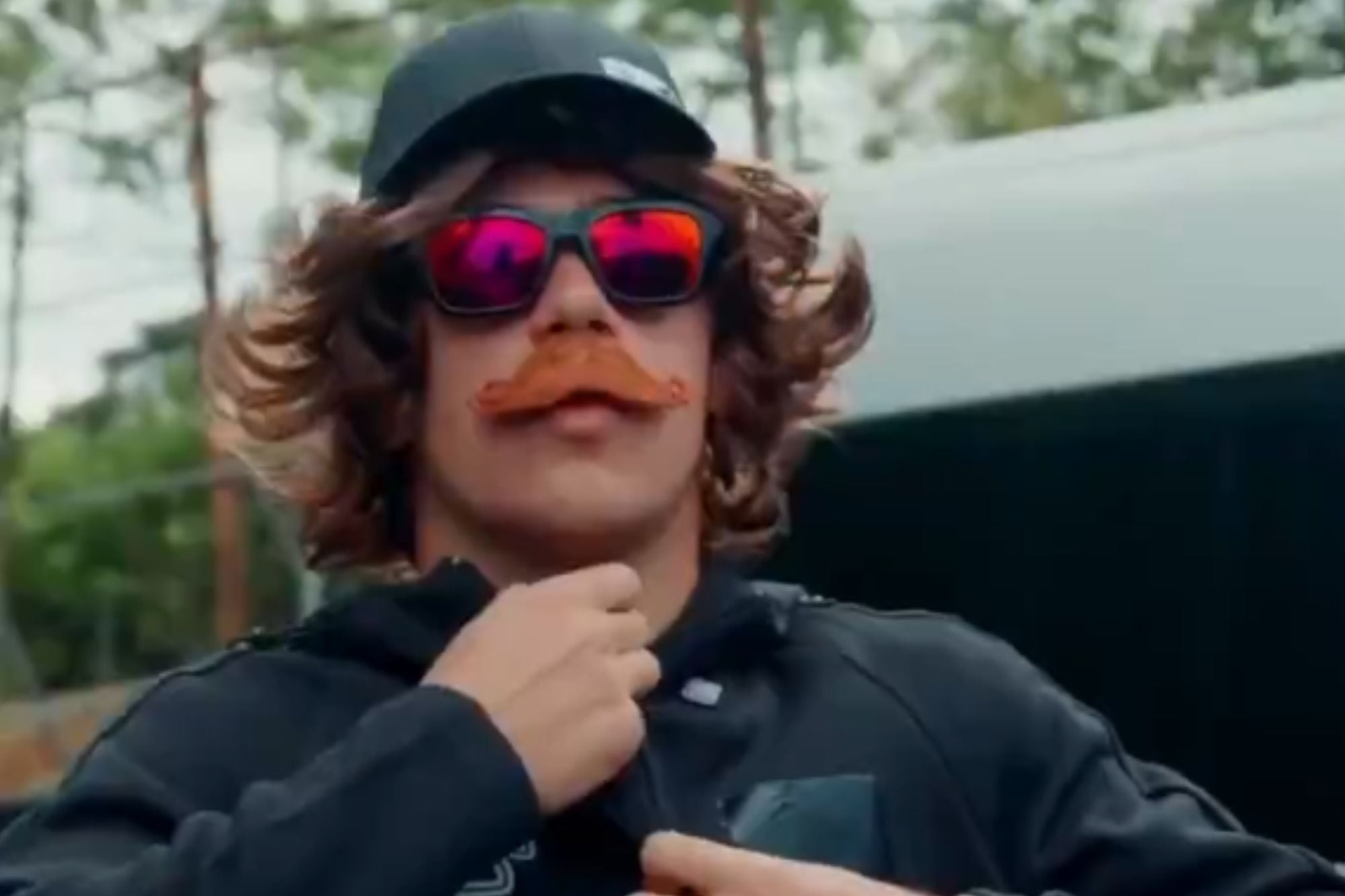 Franco Colapinto les dio una sorpresa a sus fans antes de la carrera en Interlagos