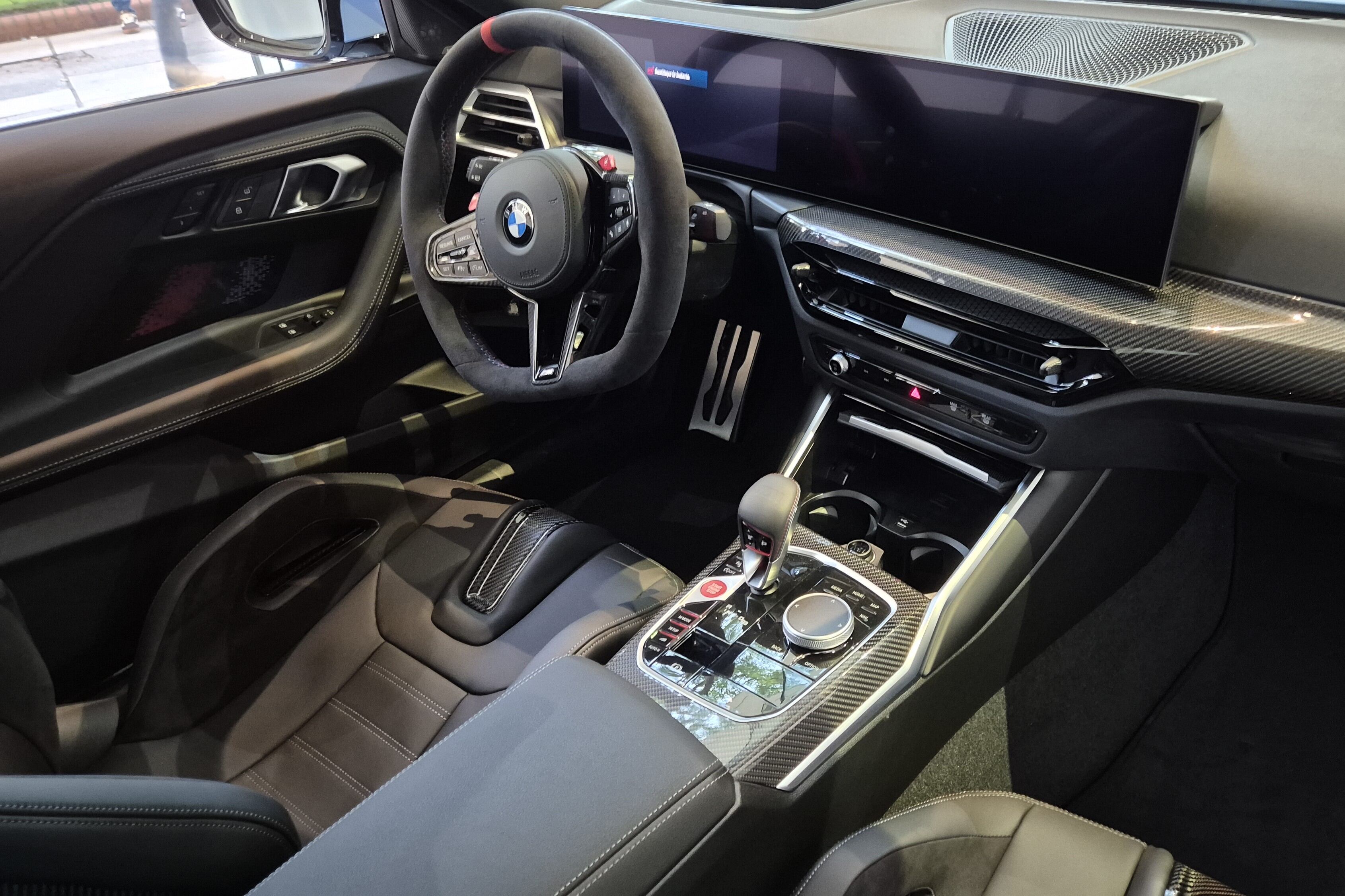 El interior del BMW M2 2025