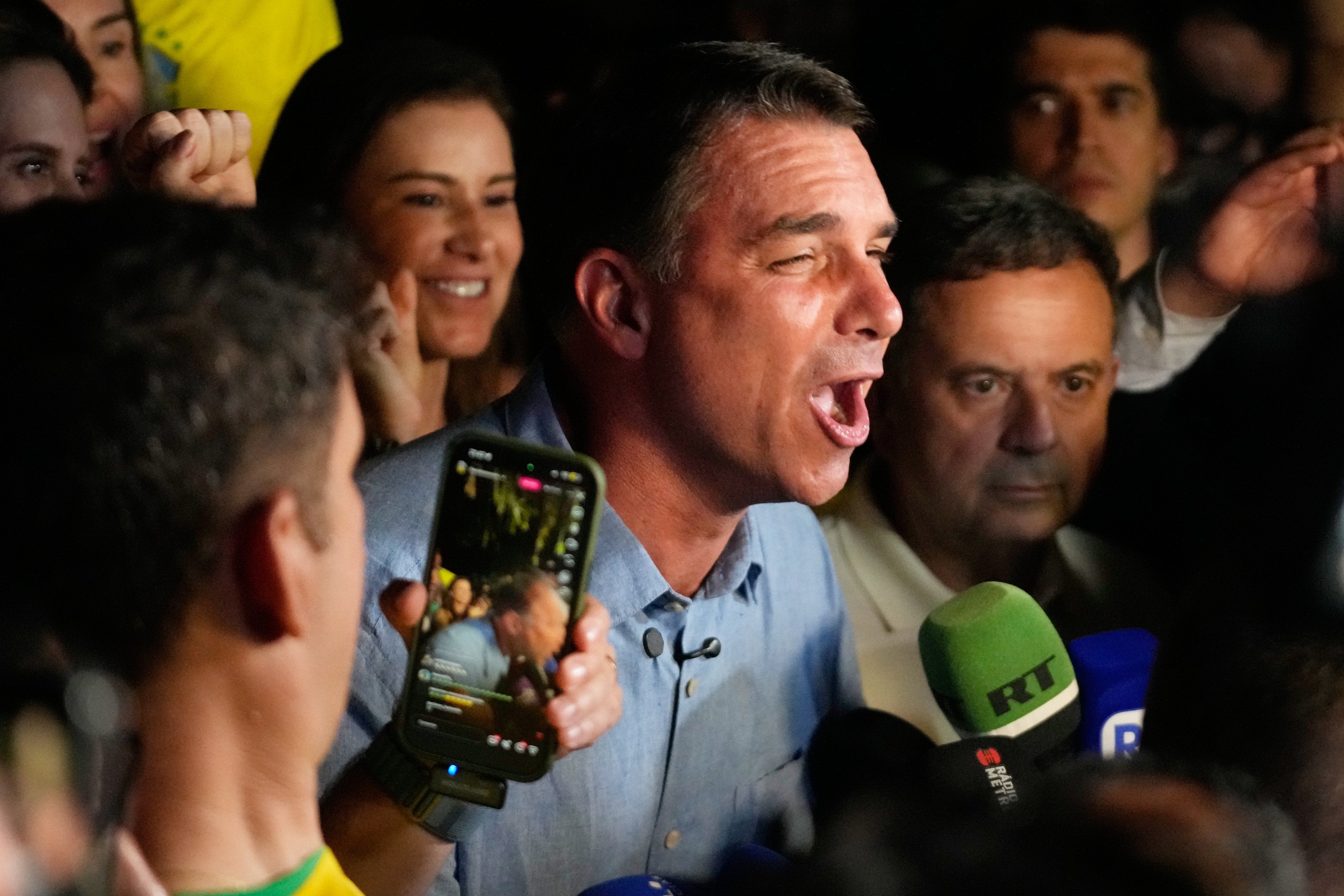 Fuerte reacción de los mercados por el triunfo de Bolsonaro en Brasil: las acciones que más subieron y el impacto en el real