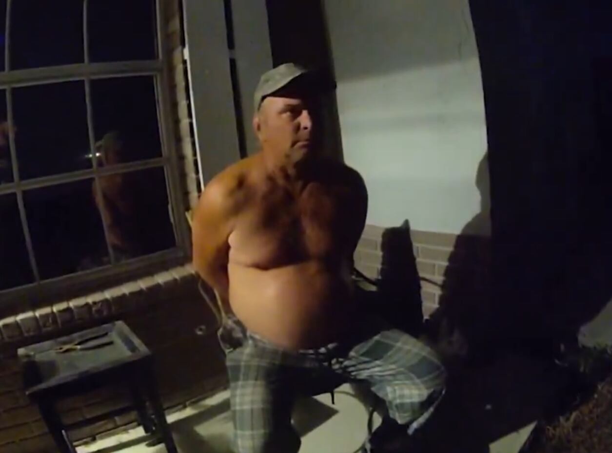 El estafador de Florida fue detenido en su residencia el martes 19 de noviembre por la noche