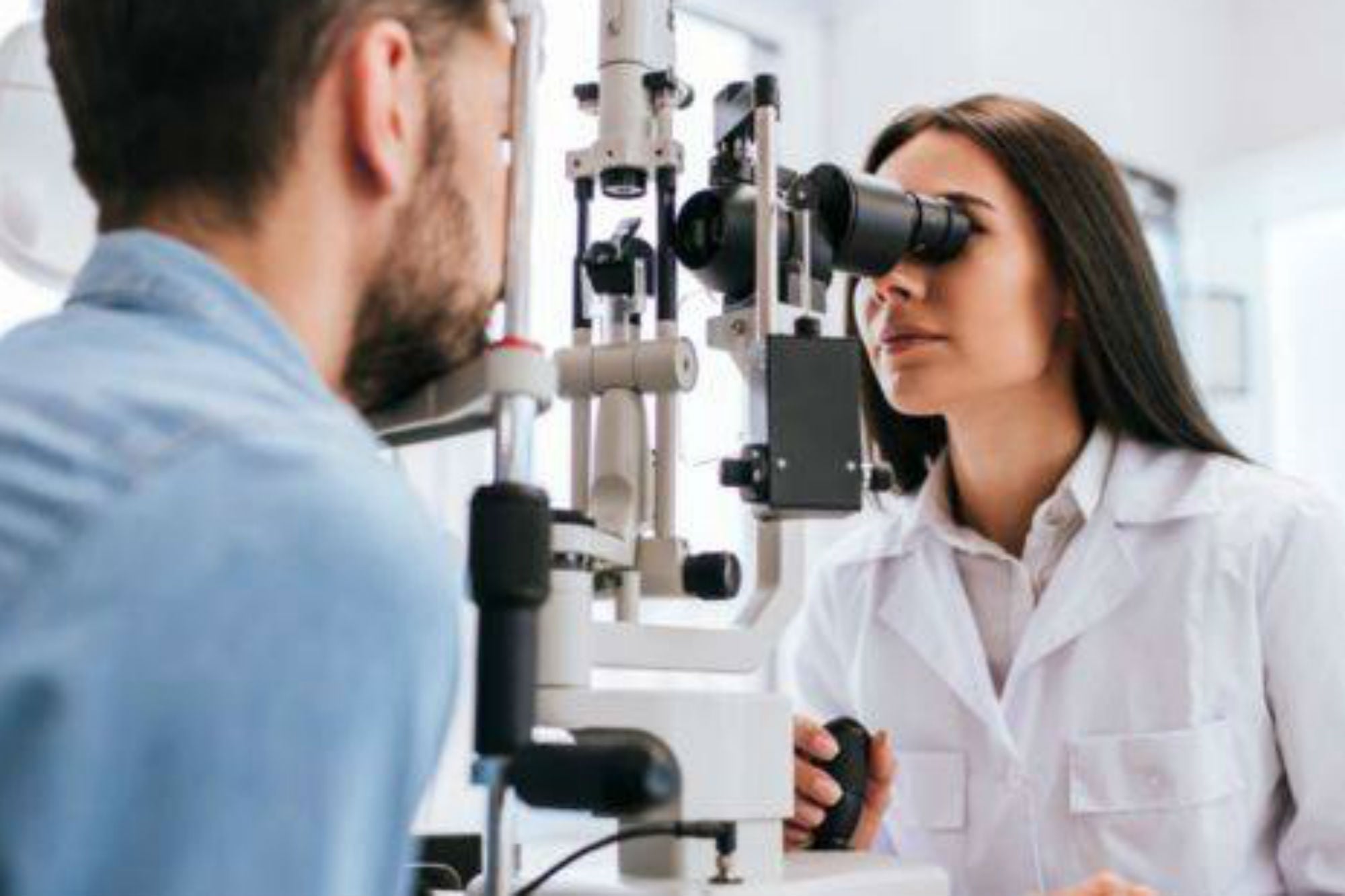La investigación se encuentra en fase 3 un tratamiento que propone un abordaje revolucionario para la degeneración macular