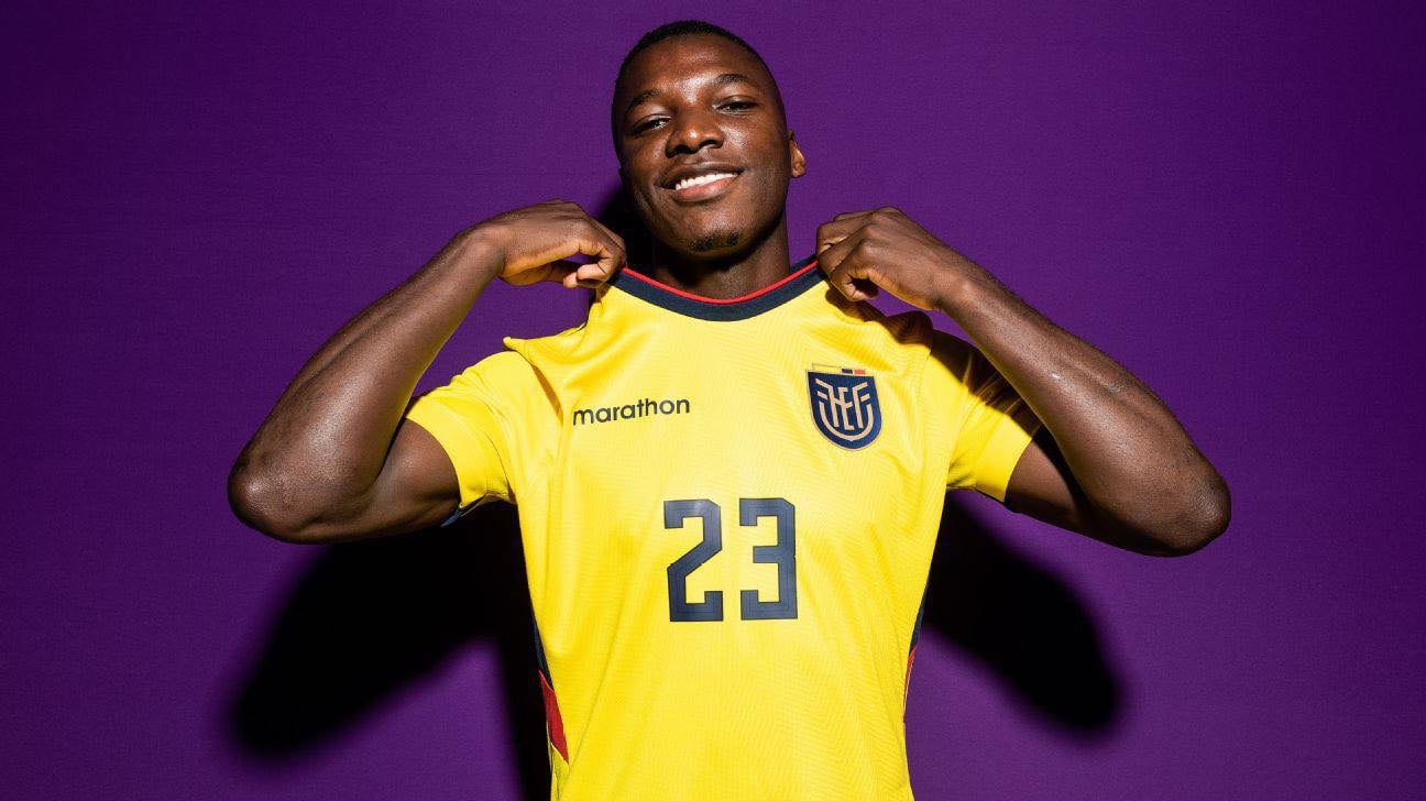 Moisés Caicedo fue amonestado en un partido contra Argentina